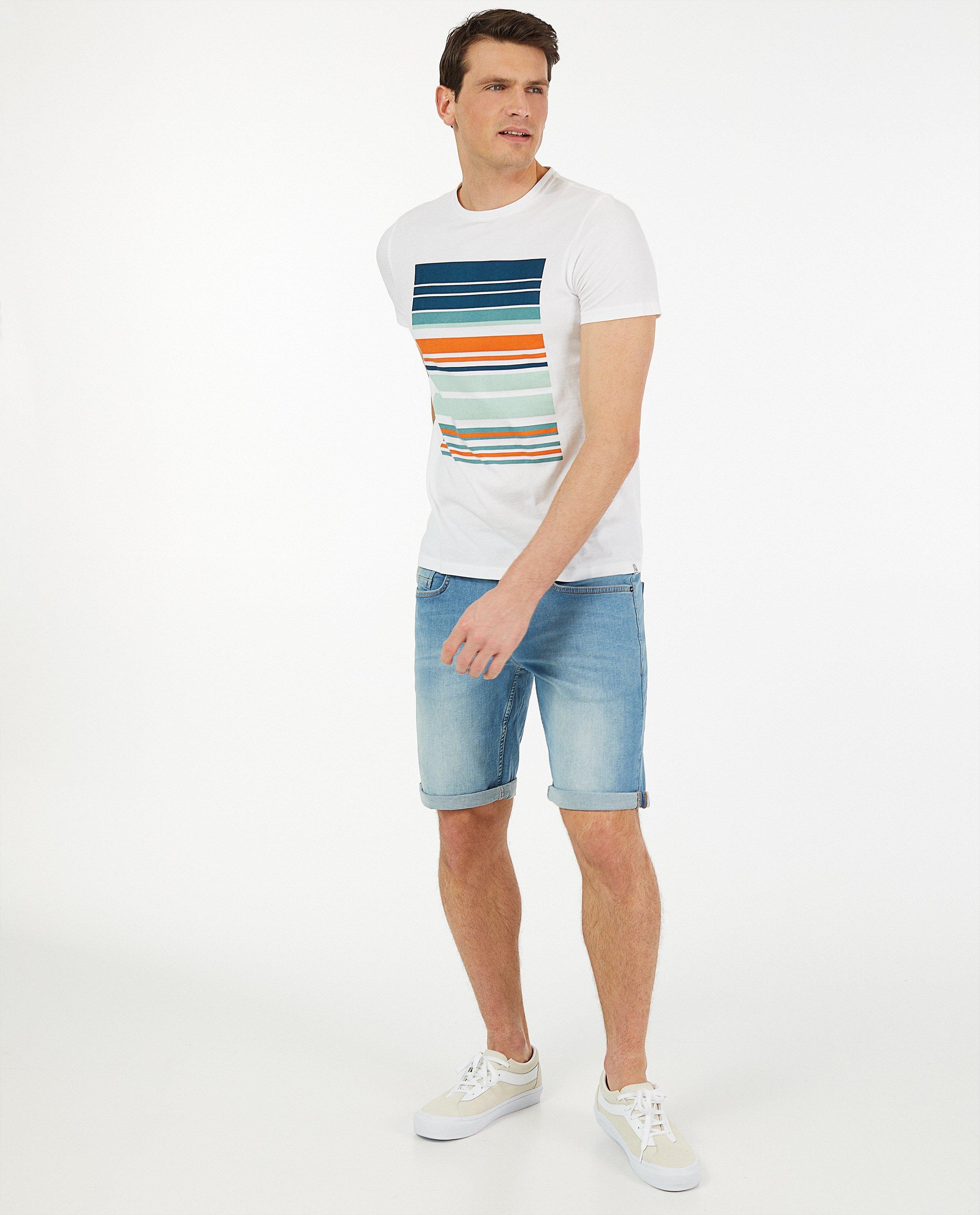 Lichtblauwe bermuda van denim - met verwassen effect - Quarterback