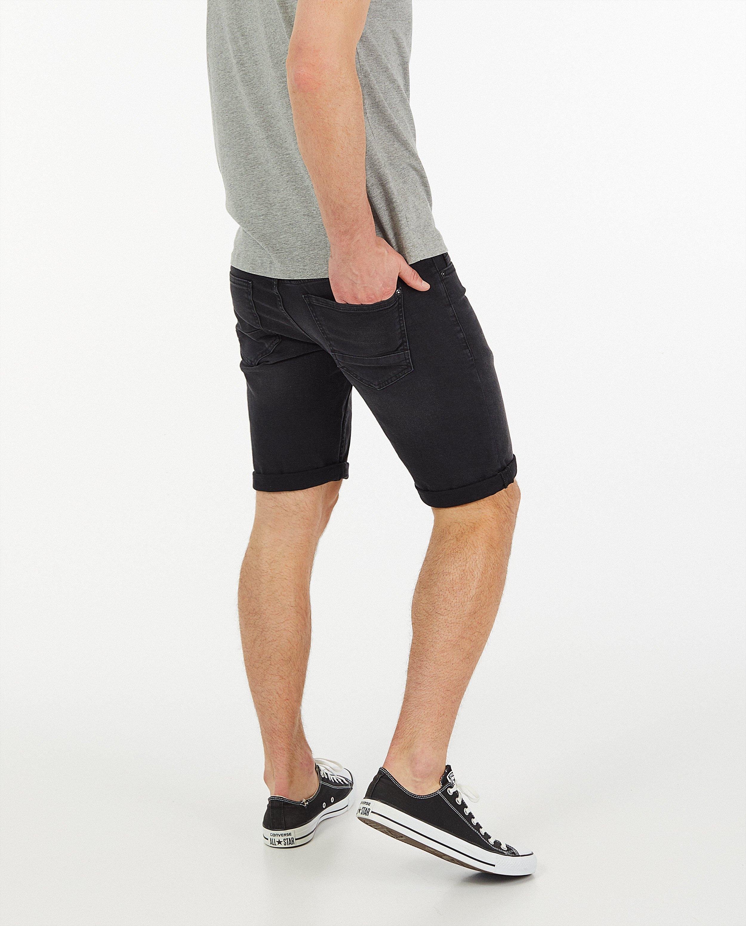 Shorten - Zwarte bermuda van denim