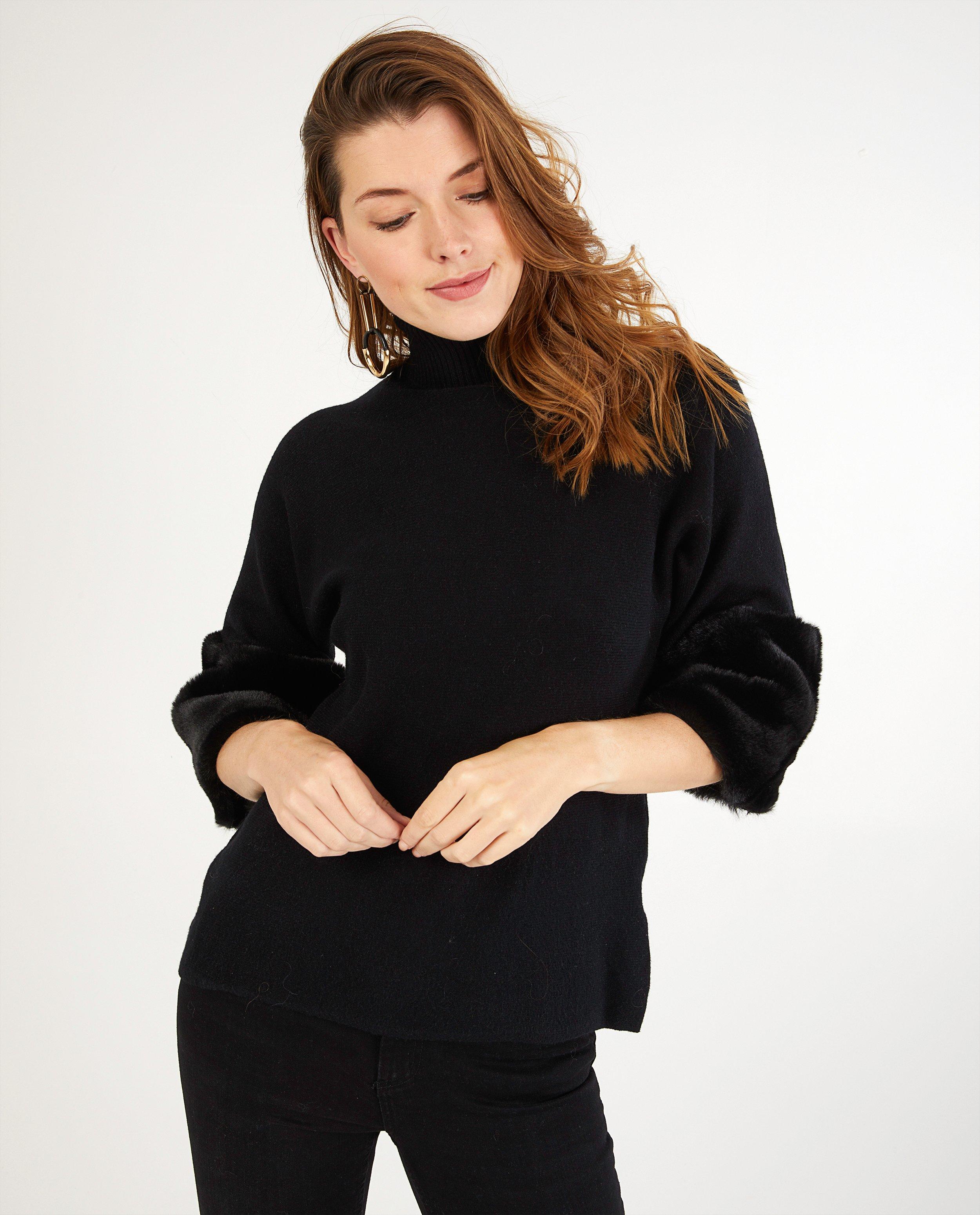 Pulls - Pull noir avec de la fausse fourrure Ella Italia