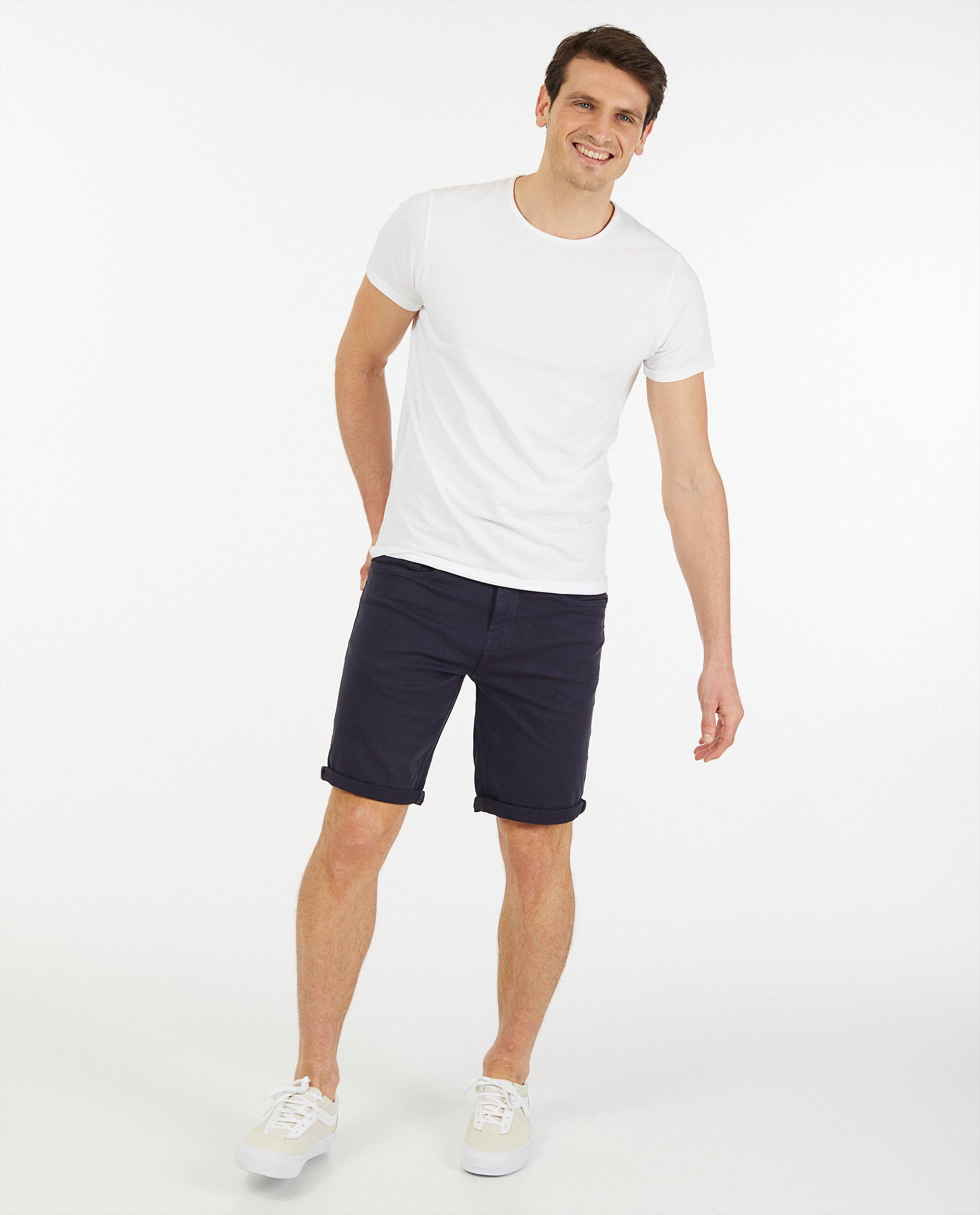 Short bleu, coupe slim - avec du stretch - JBC
