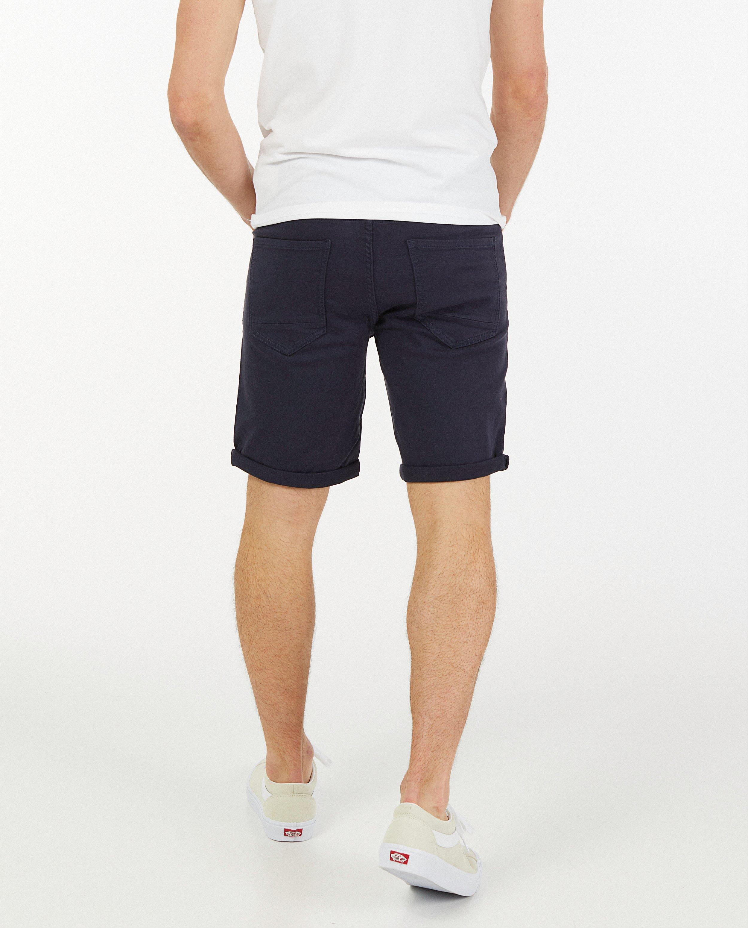 Shorten - Beige short met slim fit