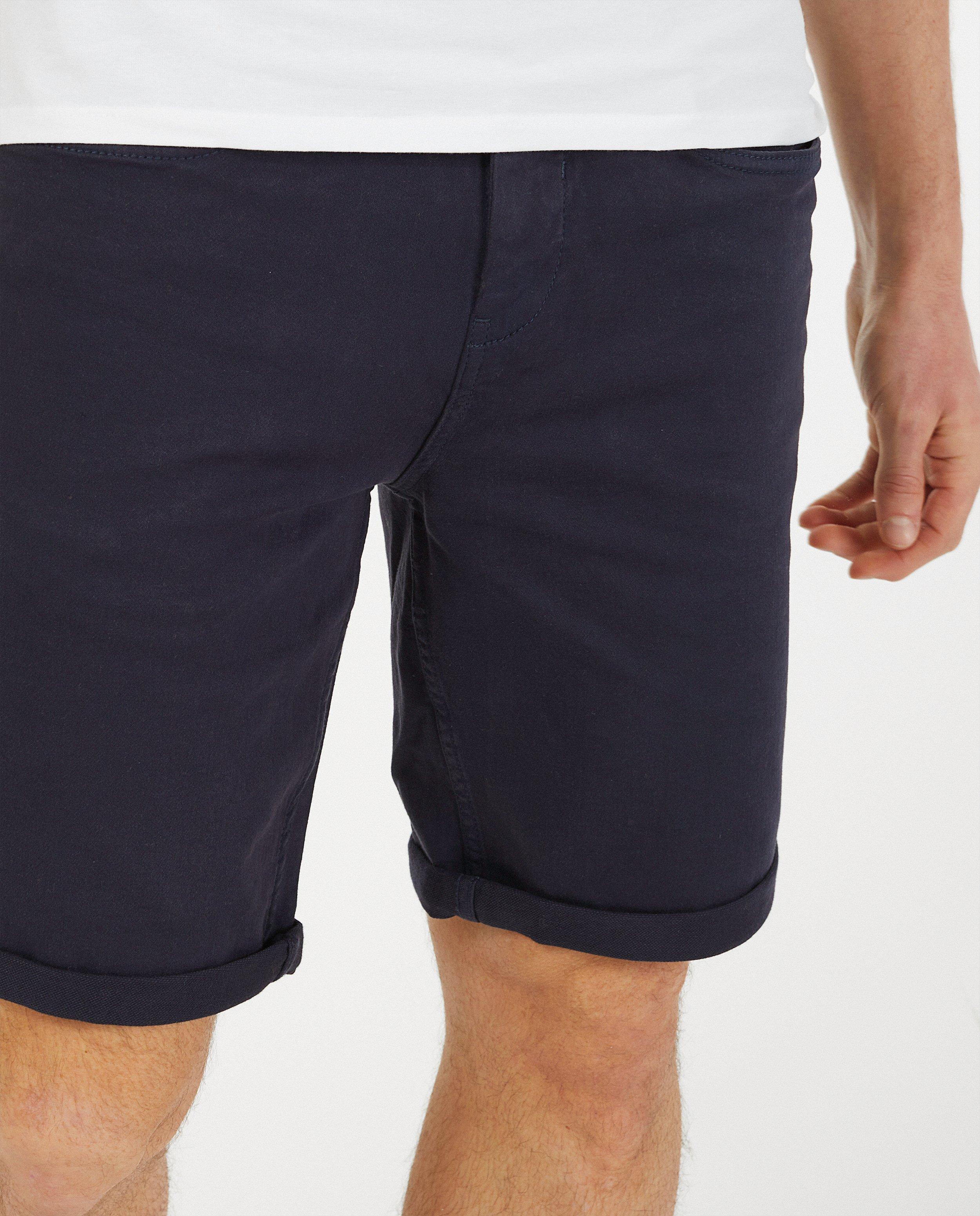 Shorten - Beige short met slim fit