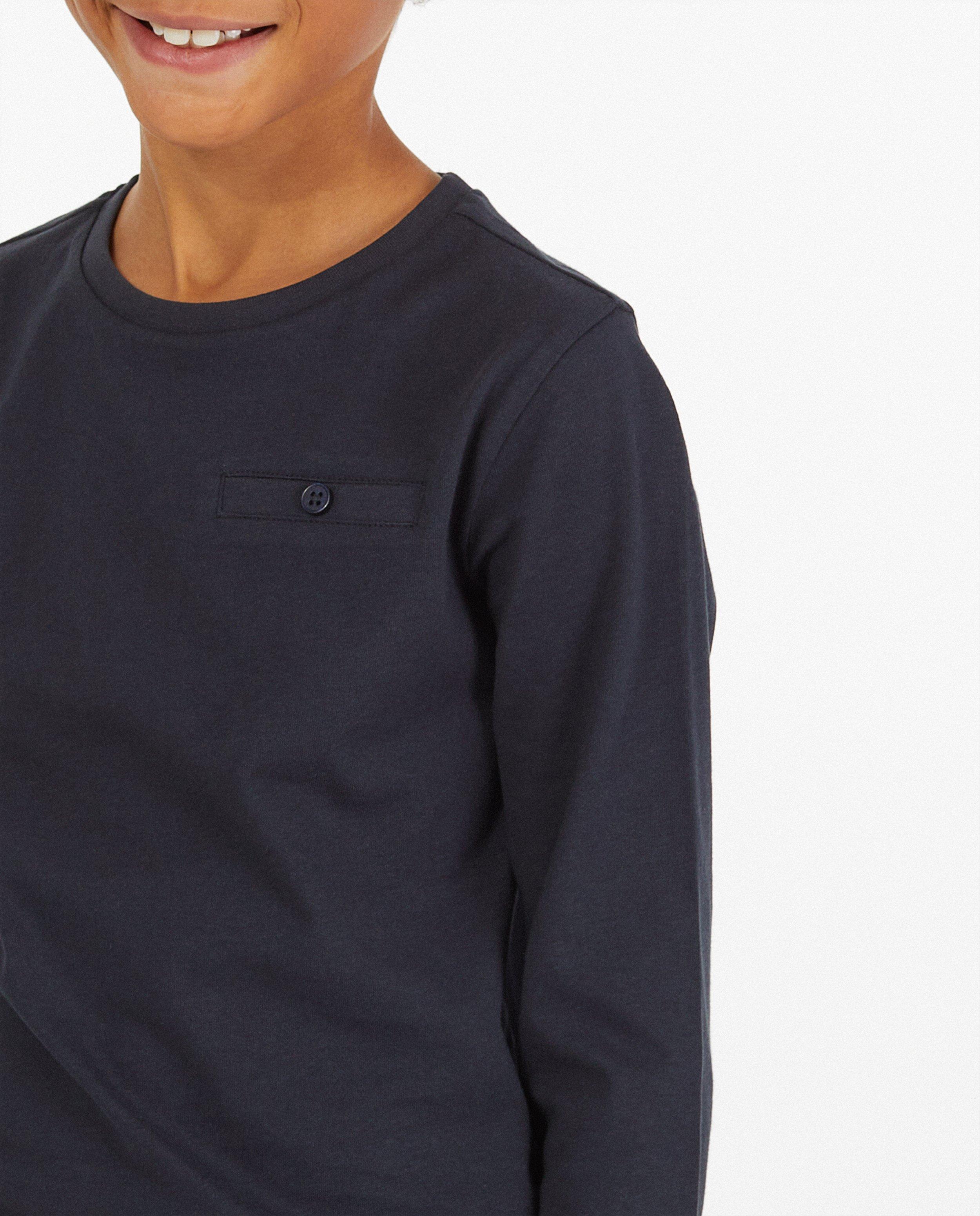 T-shirts - 
