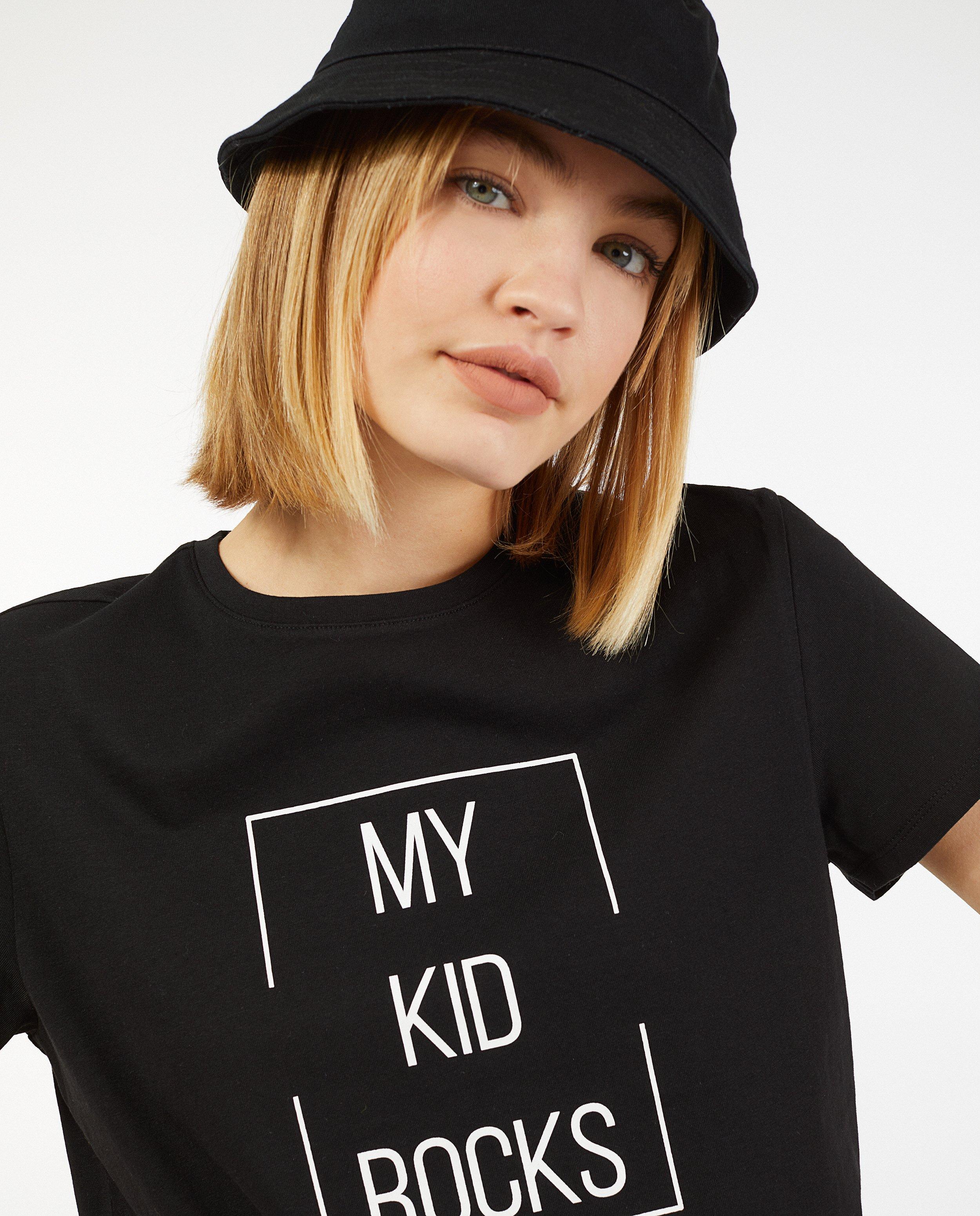 T-shirts - 