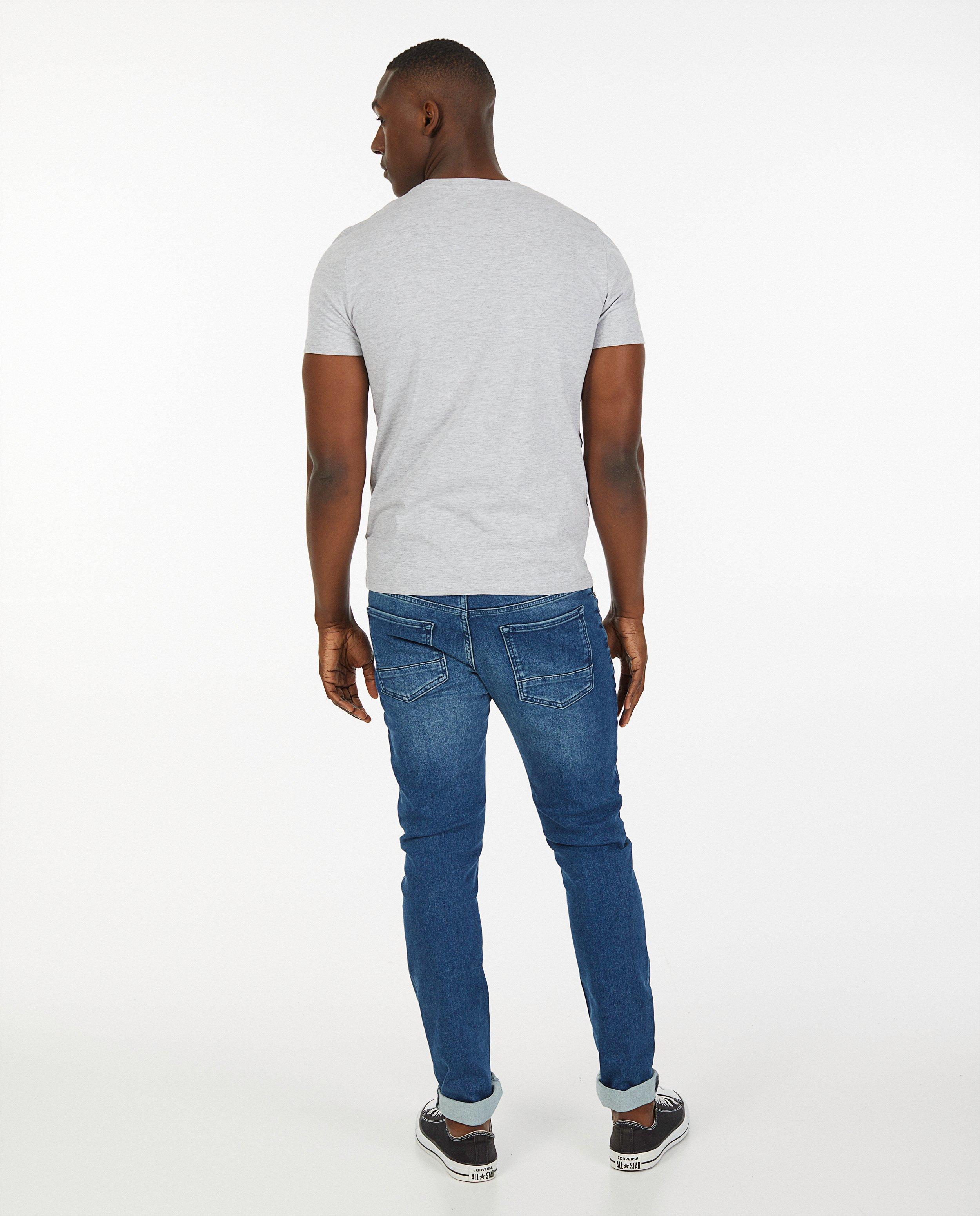 T-shirts - 