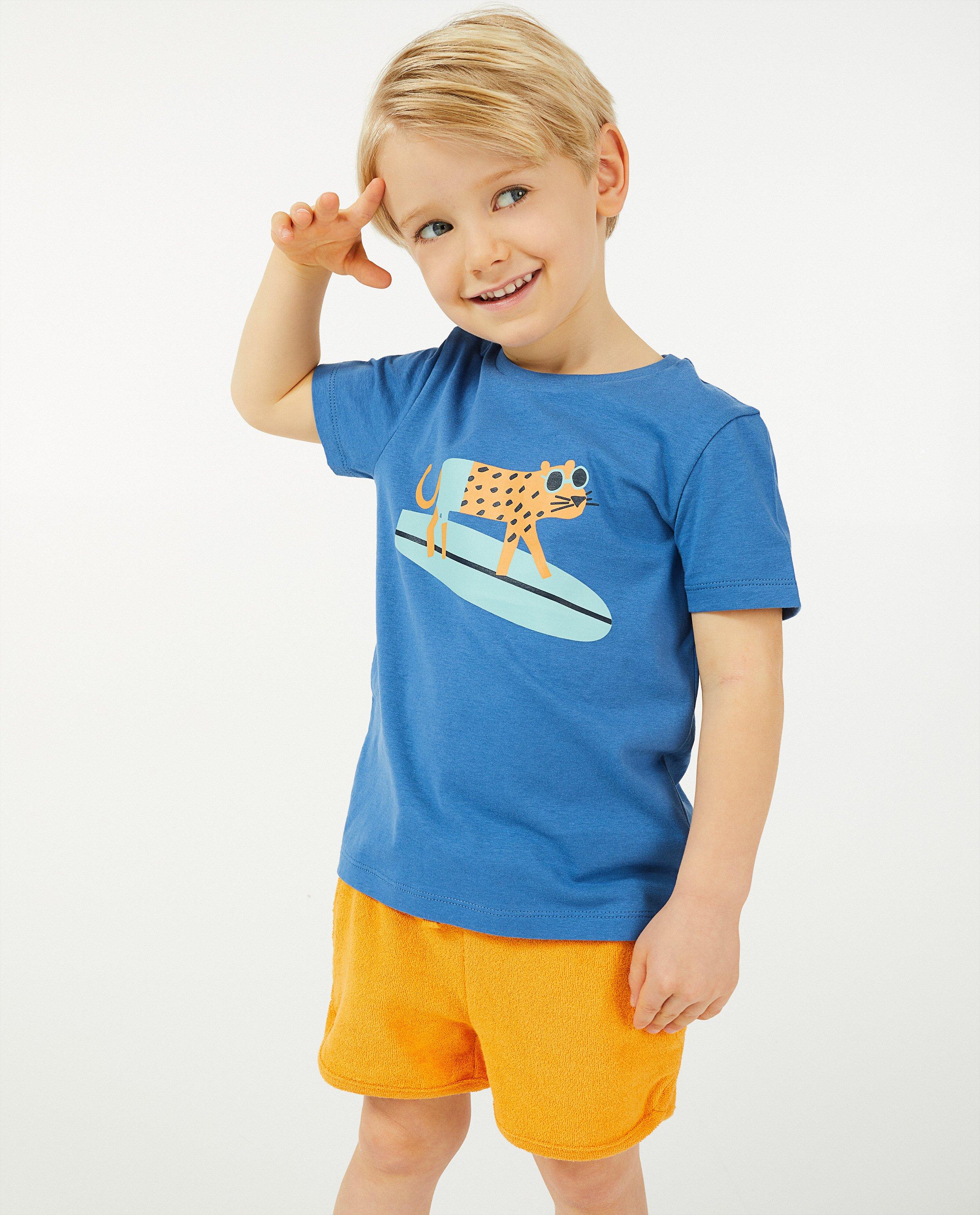T-shirts - 