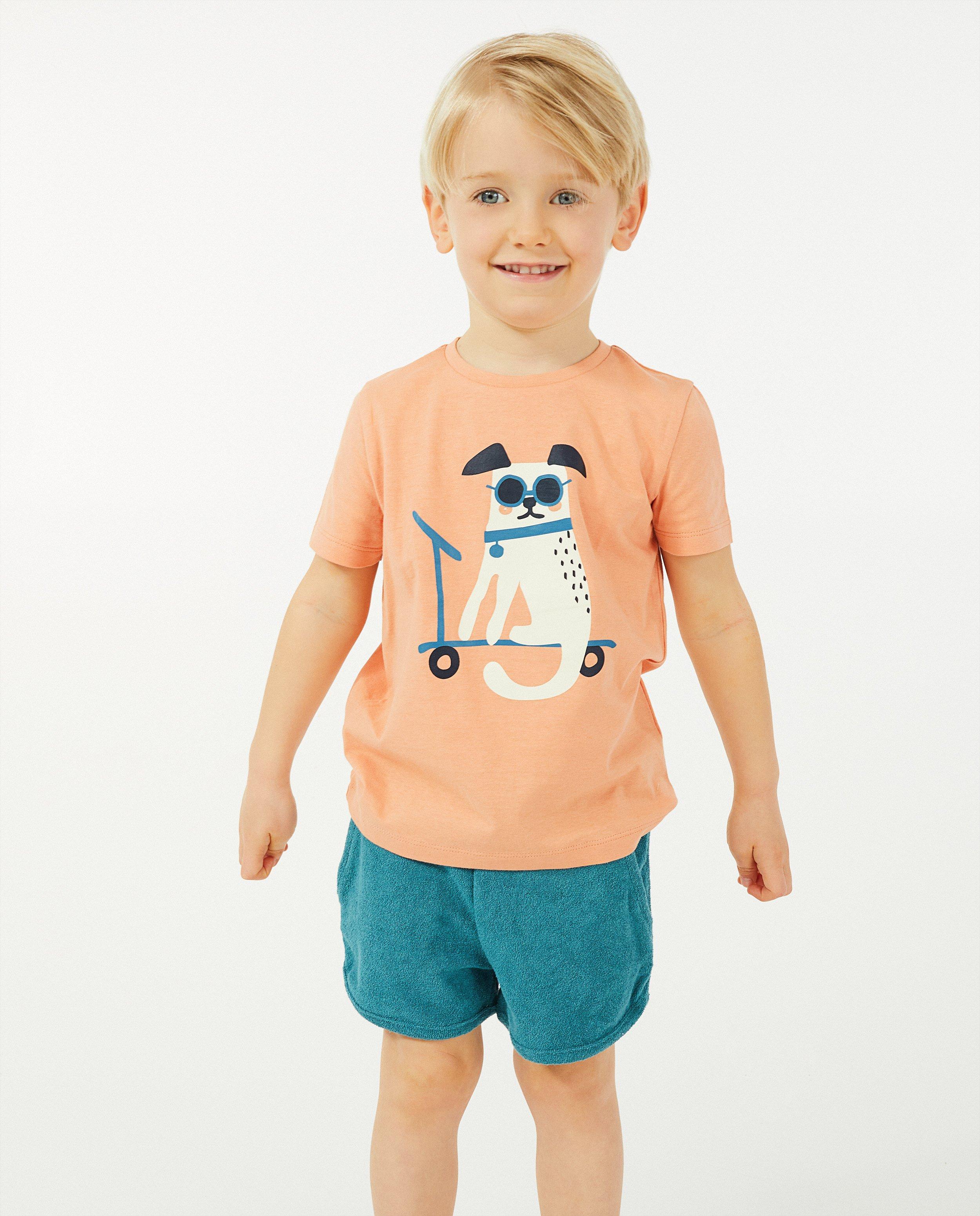 T-shirts - 