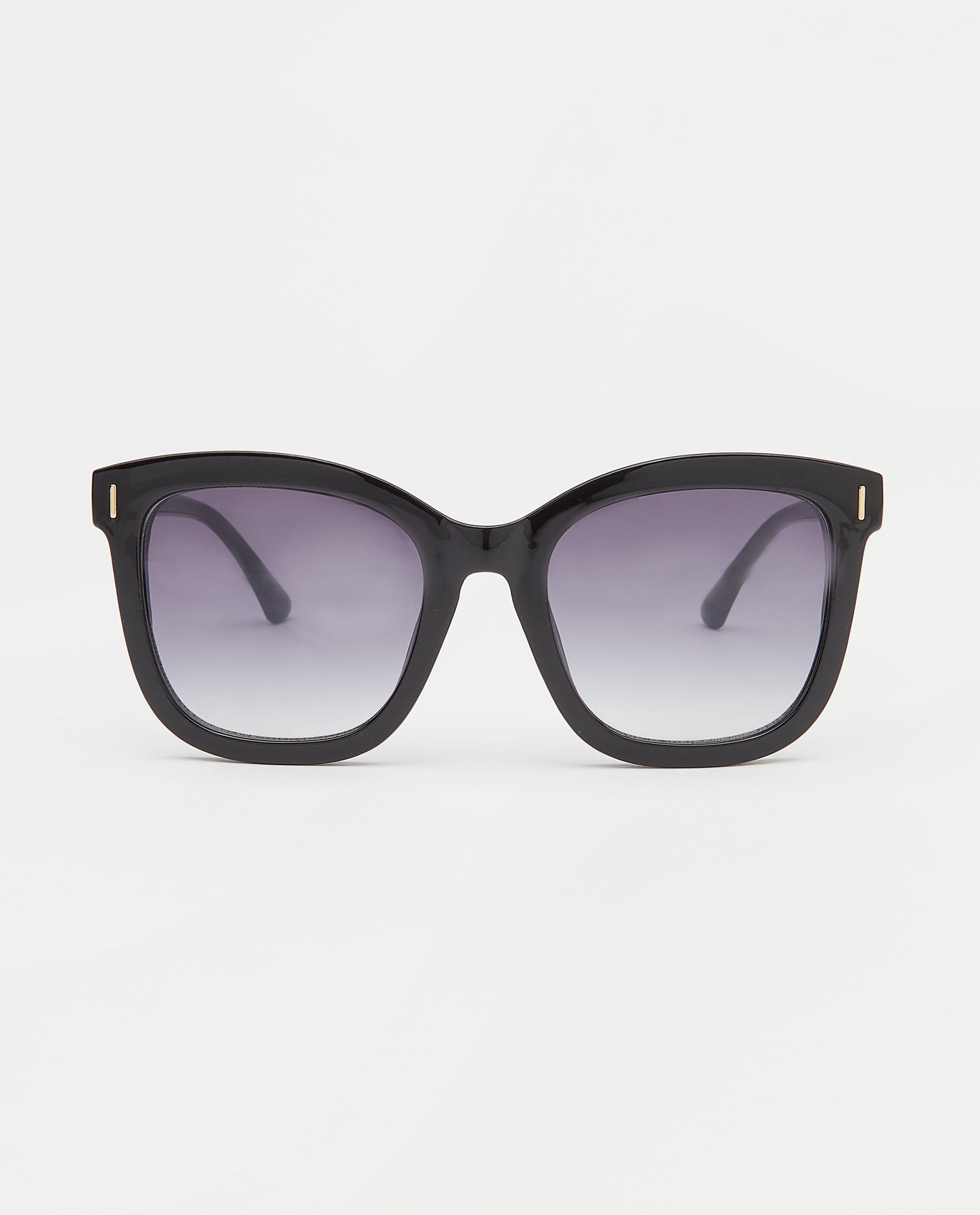 Lunettes de soleil noires - monture synthétique - JBC