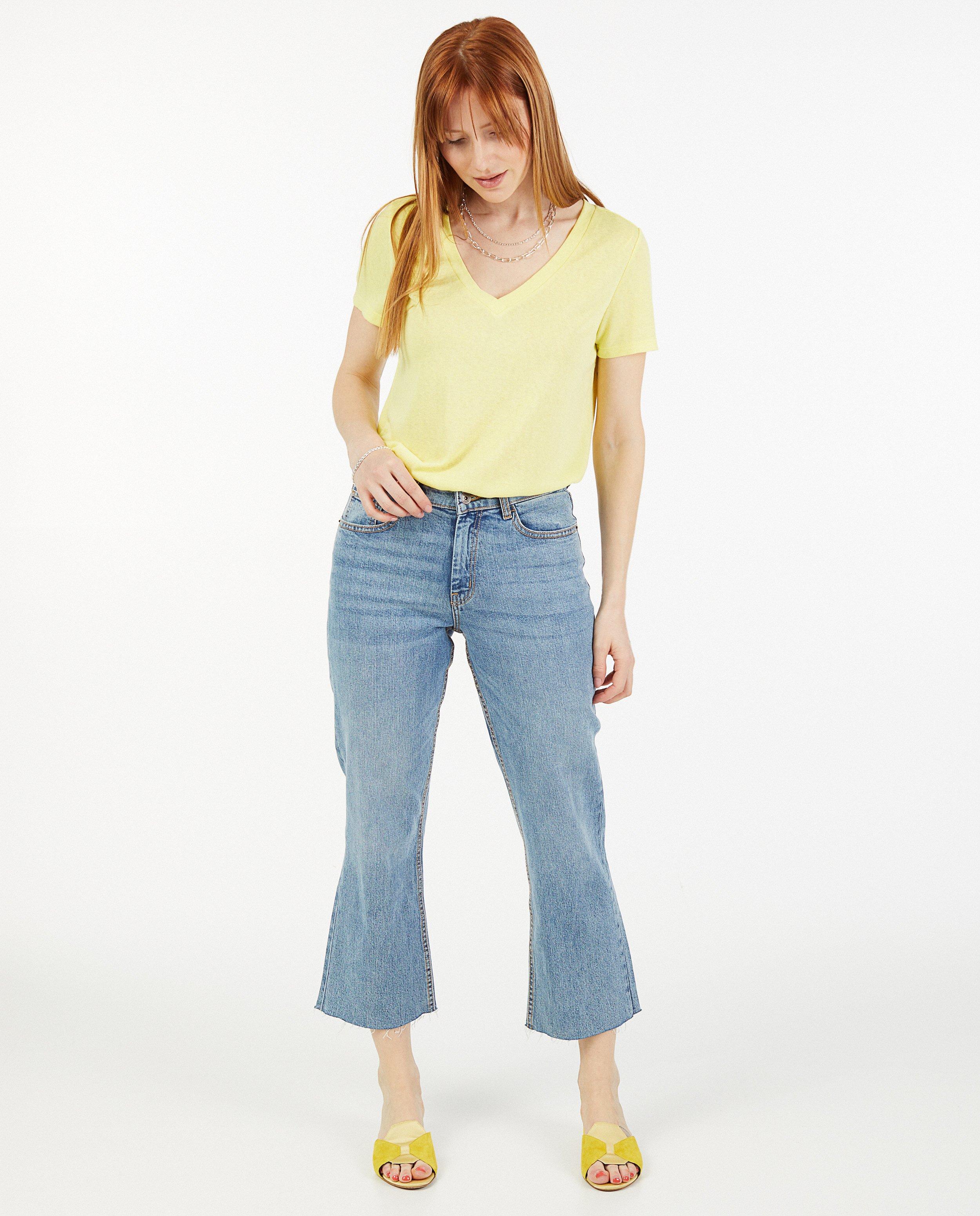 T-shirt jaune avec un col en V Sora - en viscose - Sora