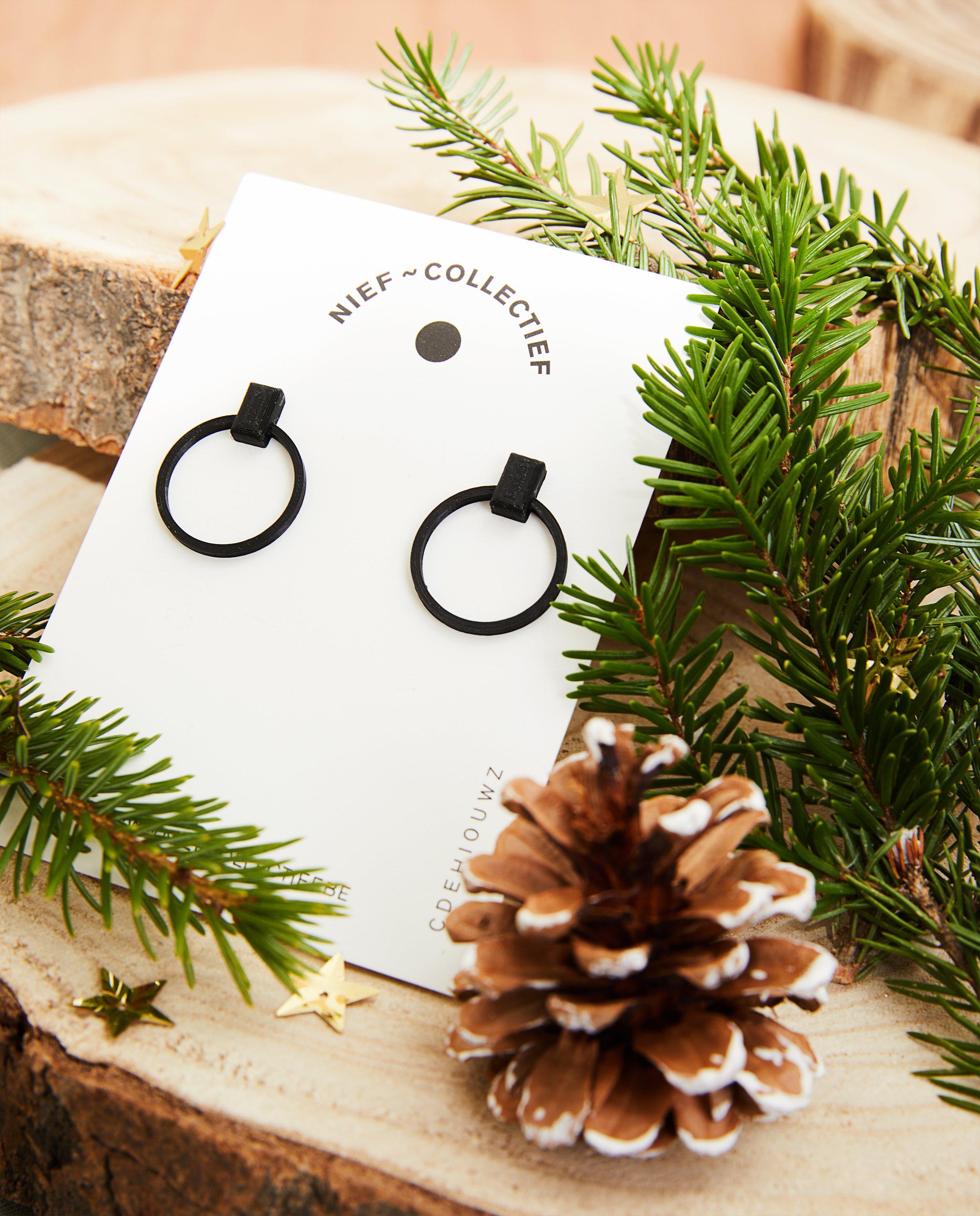 Mini boucles d’oreilles O Nief Collectief - impression 3D - JBC