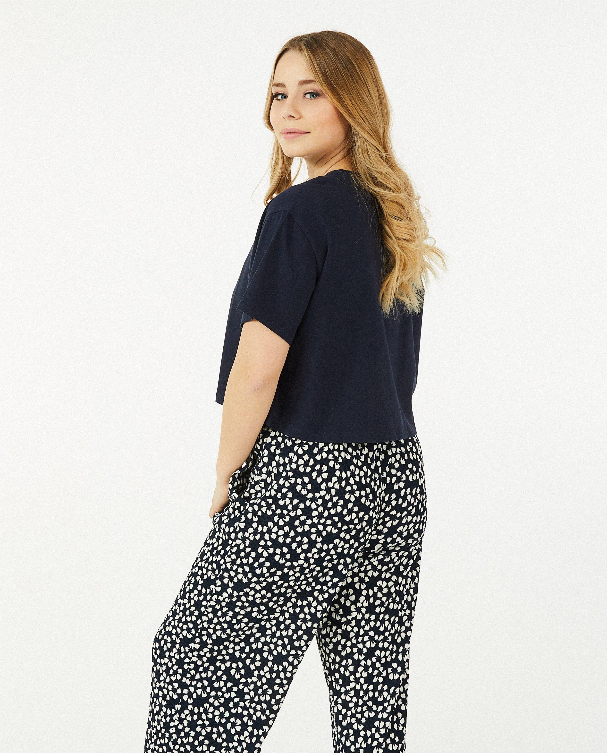 T-shirts - Cropped T-shirt in blauw Steffi Mercie