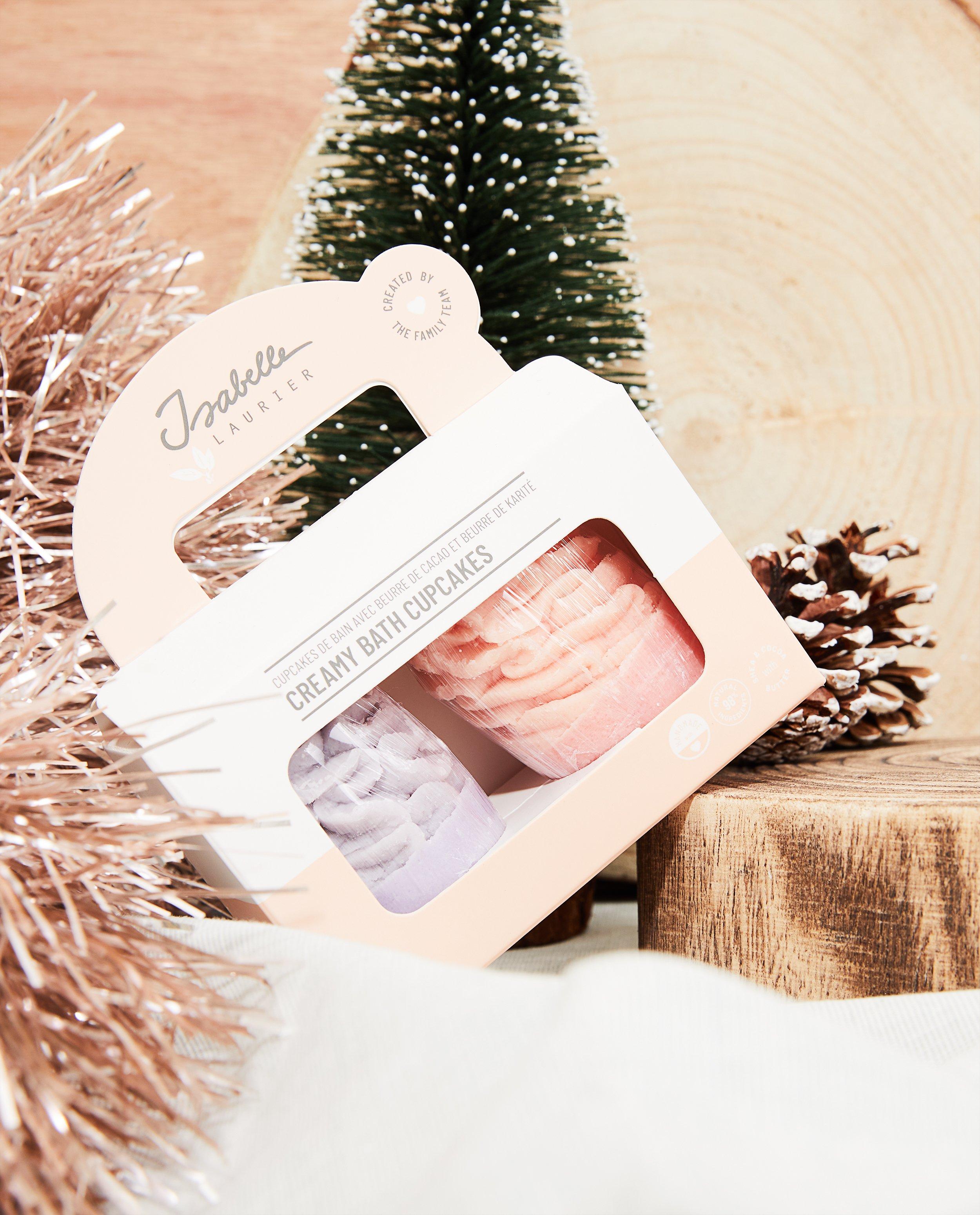 2 creamy Bath cupcakes Isabelle Laurier - badverzorging - Isabelle Laurier