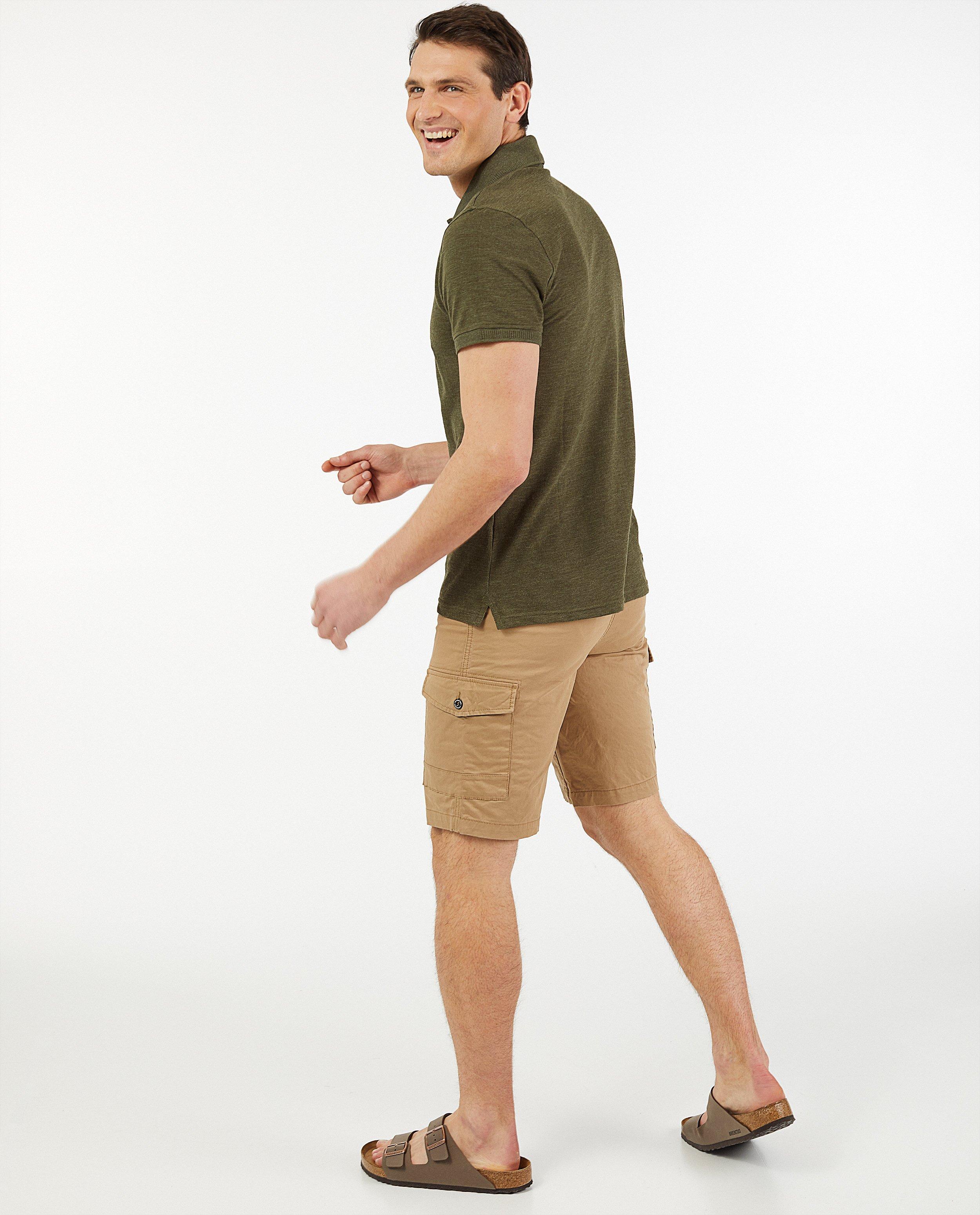 Shorten - Beige bermuda met klepzakken