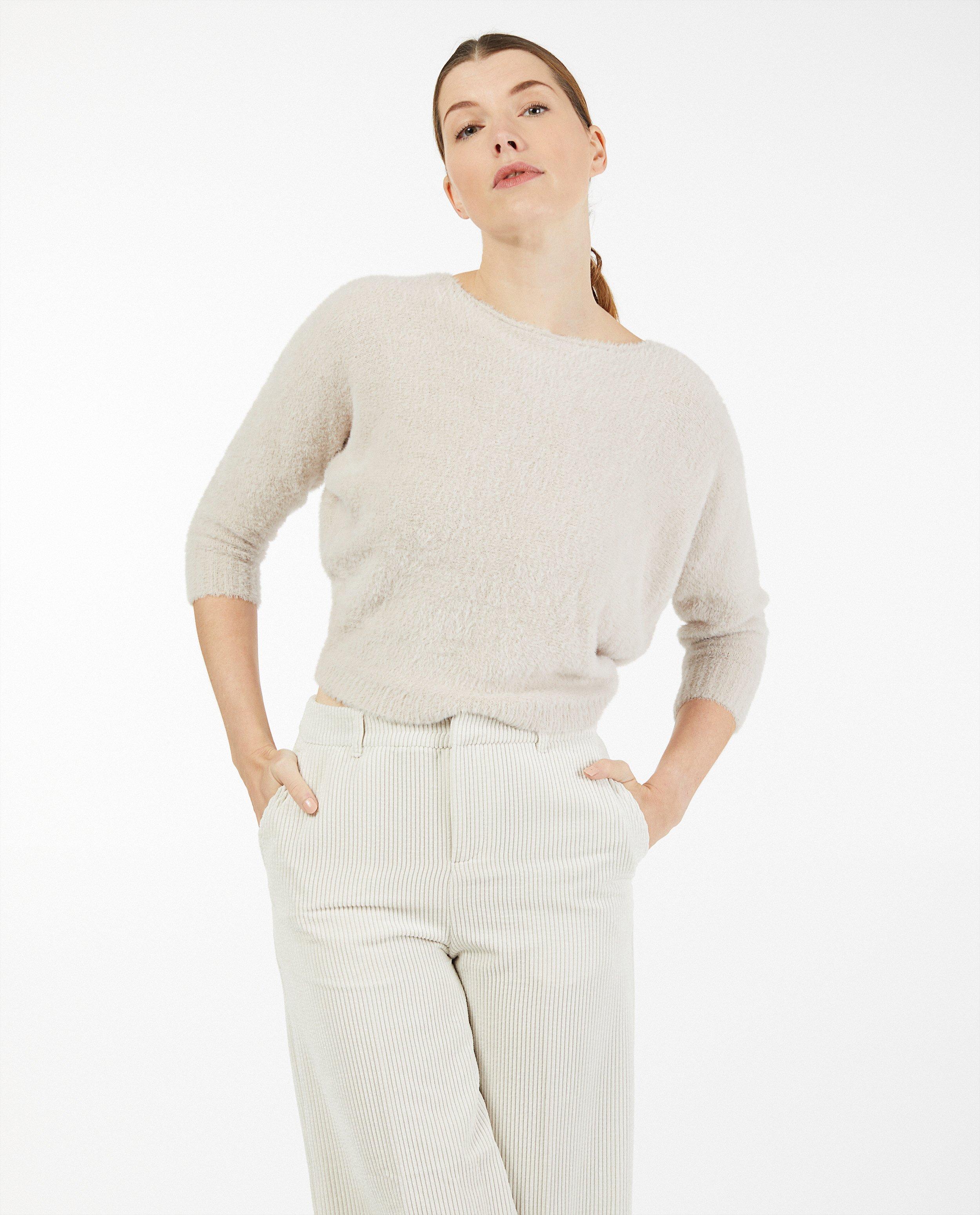 Pull brun en fin tricot - à longs poils - Ella Italia