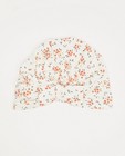Wit mutsje met bloemenprint - allover - Newborn 50-68