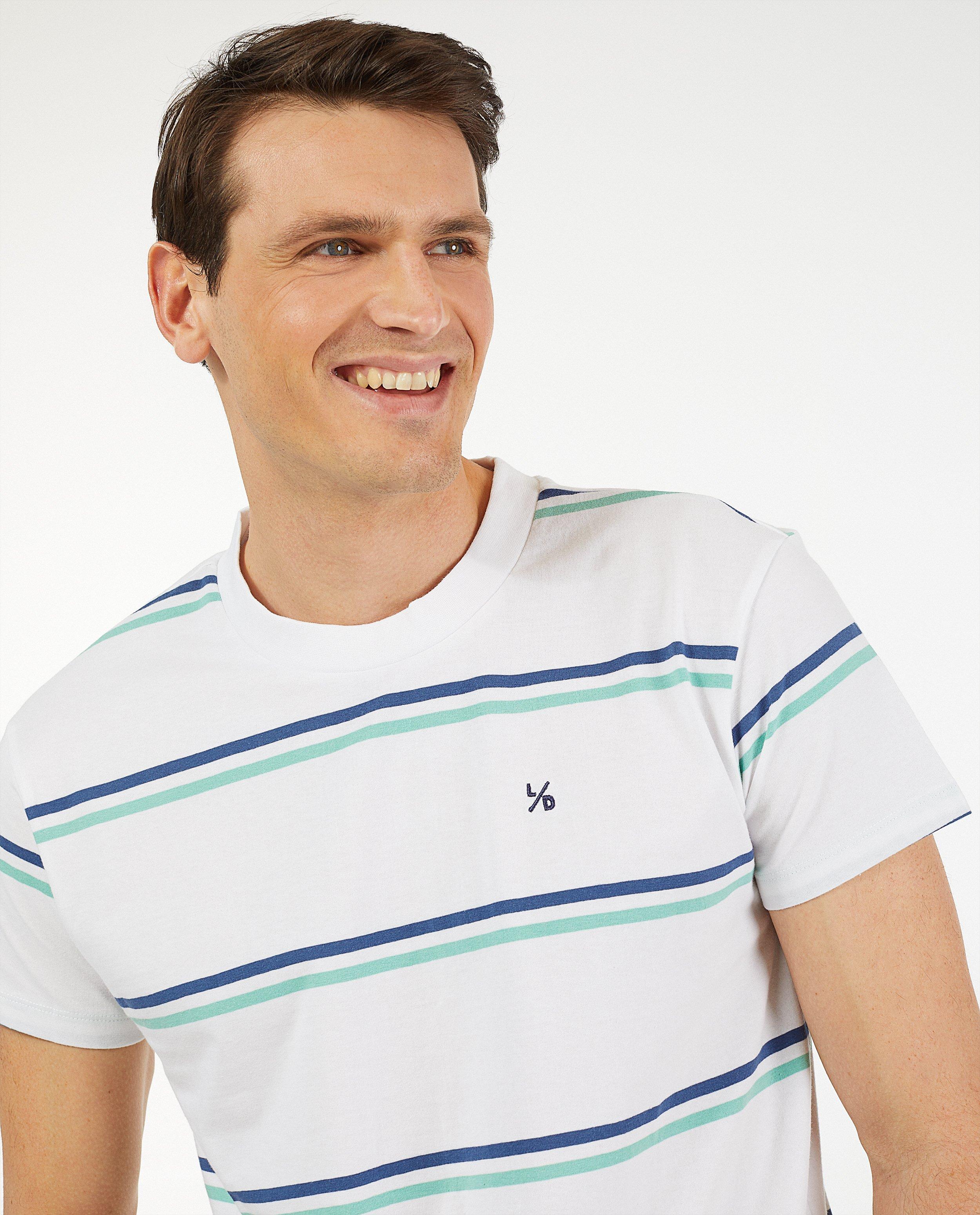 T-shirts - 