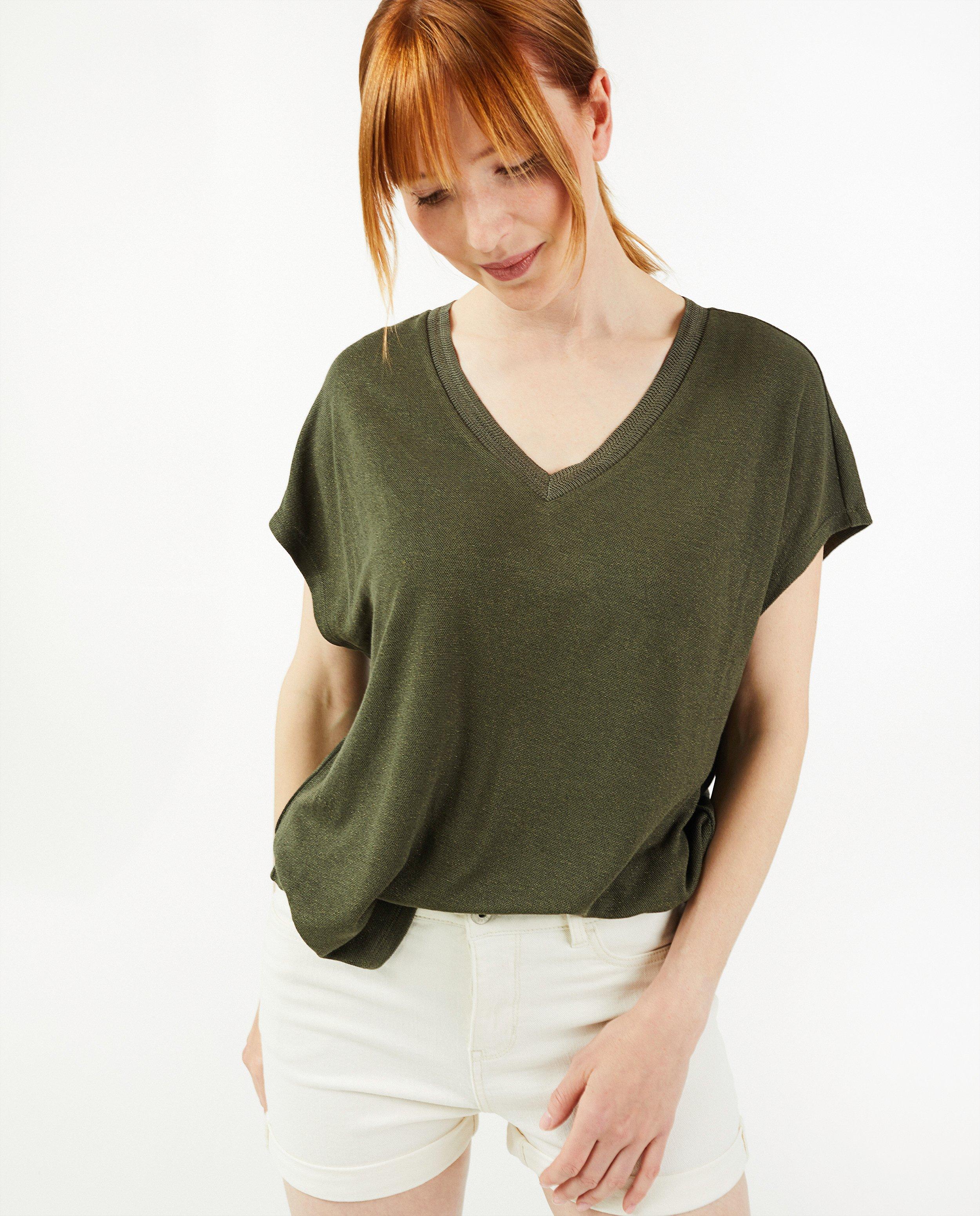 T-shirts - 