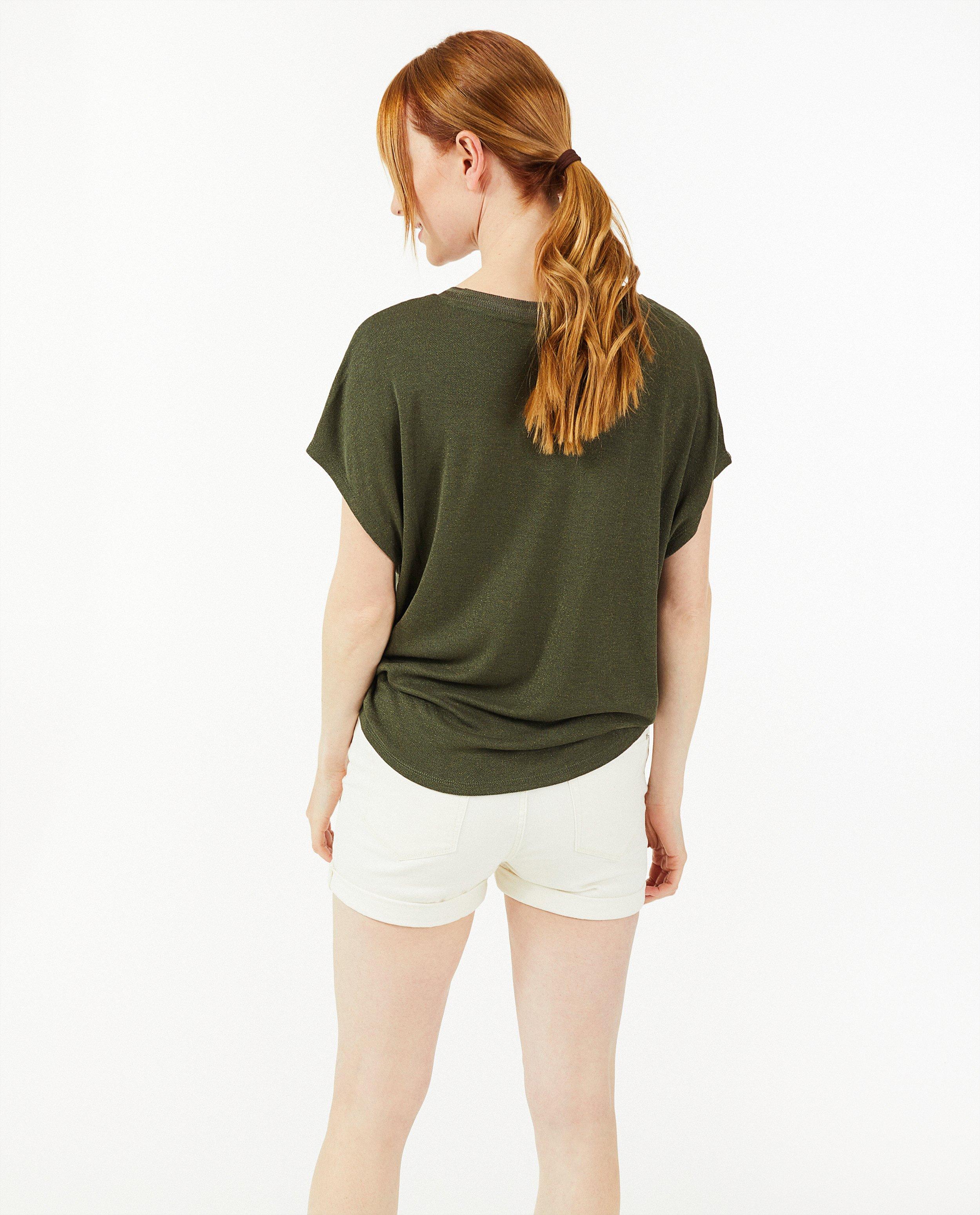 T-shirts - 