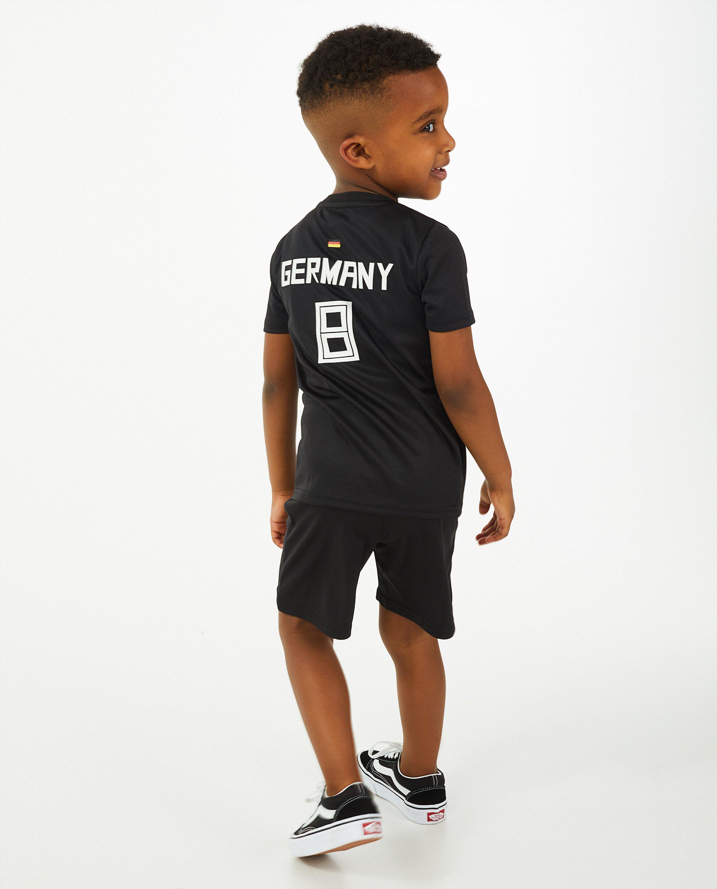 Tenue de foot noire, 2-7 ans - deux pièces - Kidz Nation