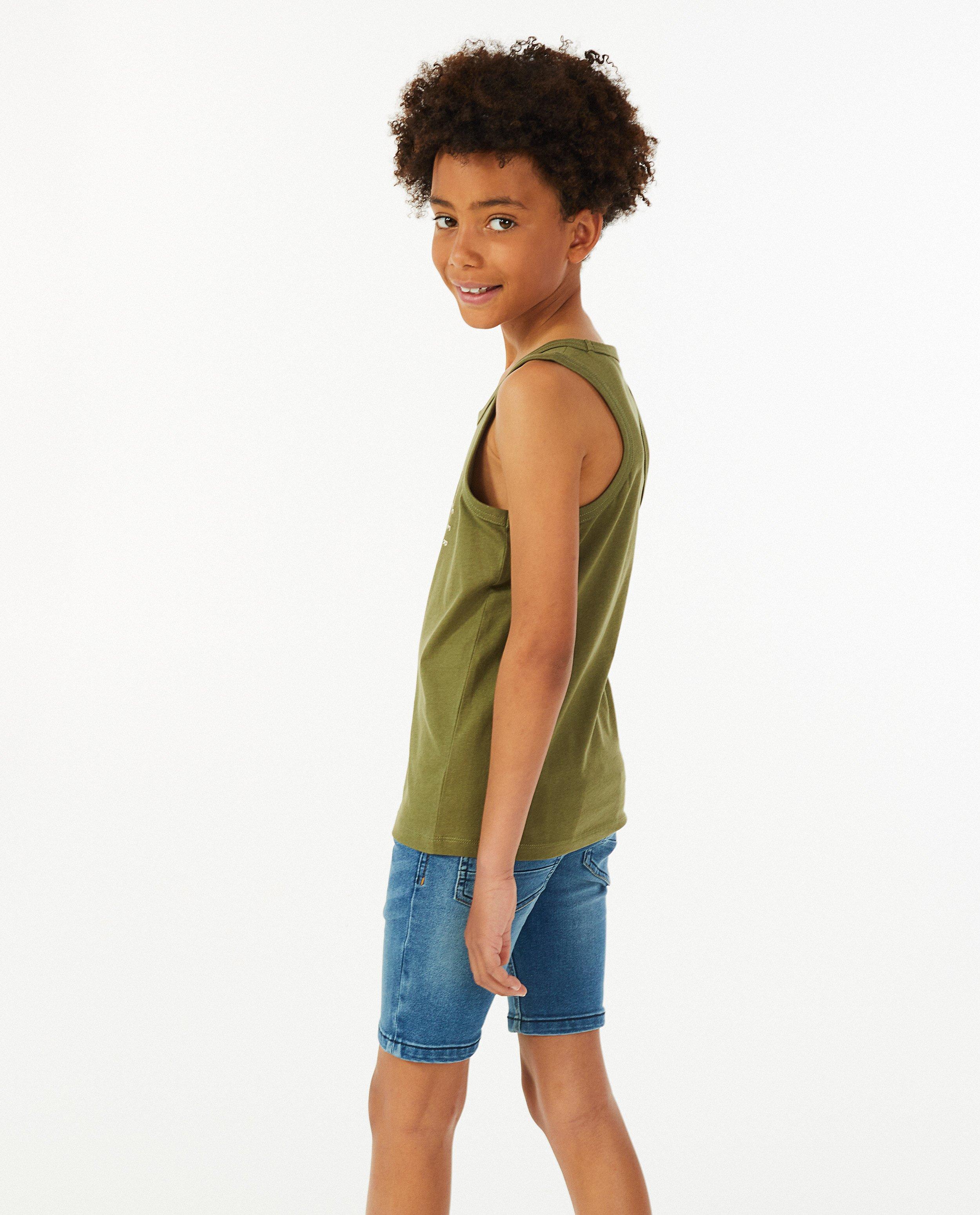 T-shirts - Groene tanktop met print BESTies