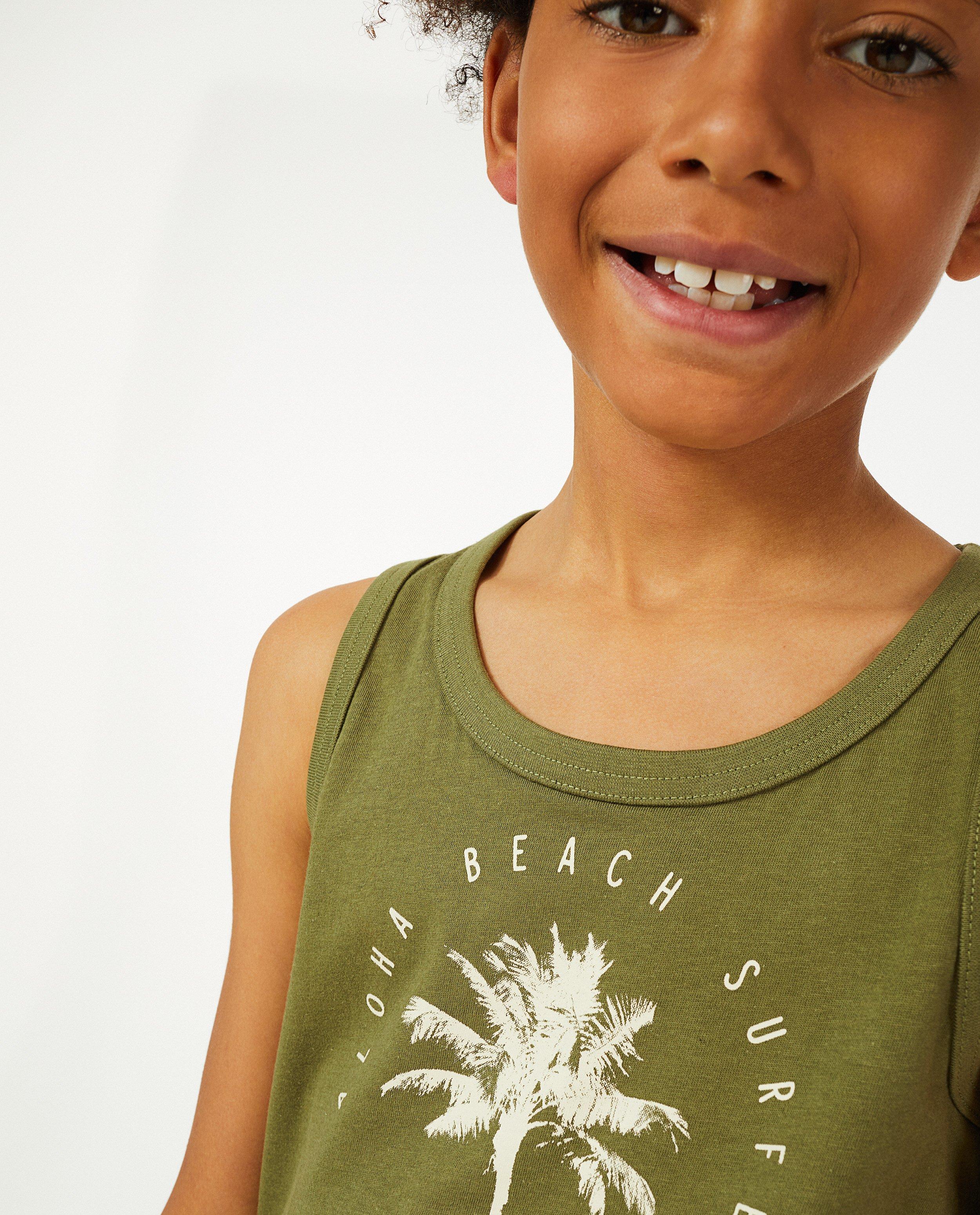 T-shirts - Groene tanktop met print BESTies