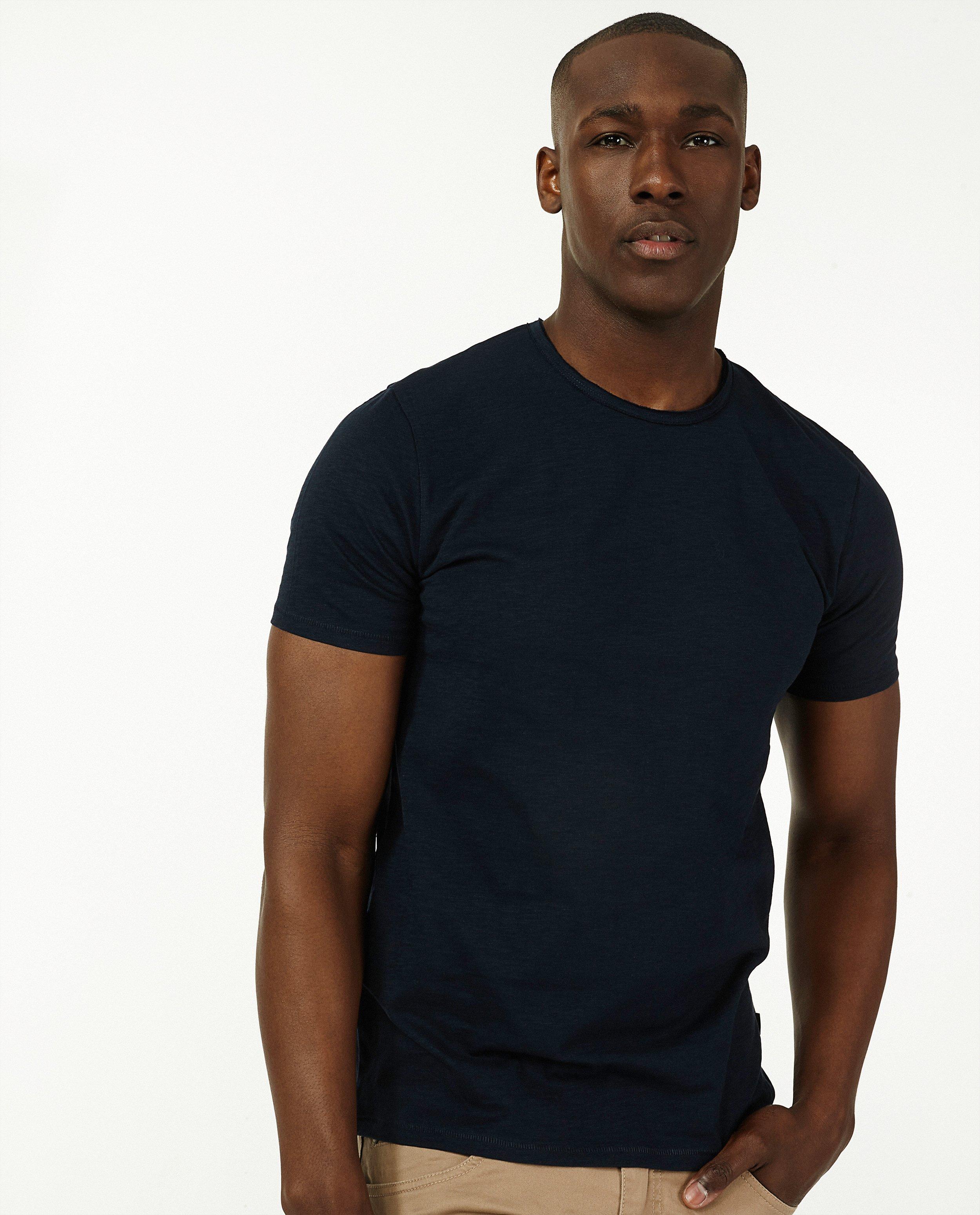 T-shirts - Biokatoenen T-shirt in bruin