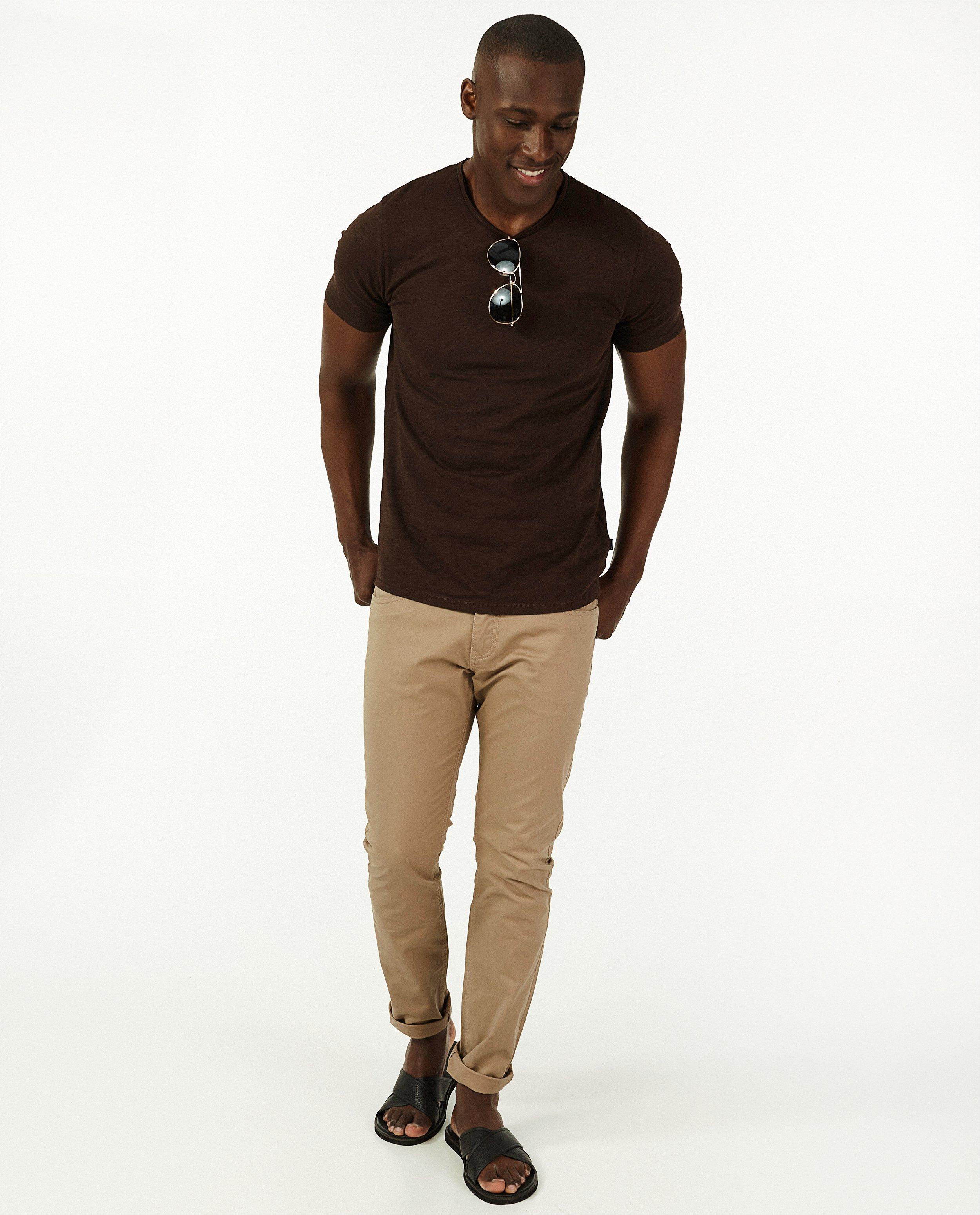 T-shirts - Biokatoenen T-shirt in bruin