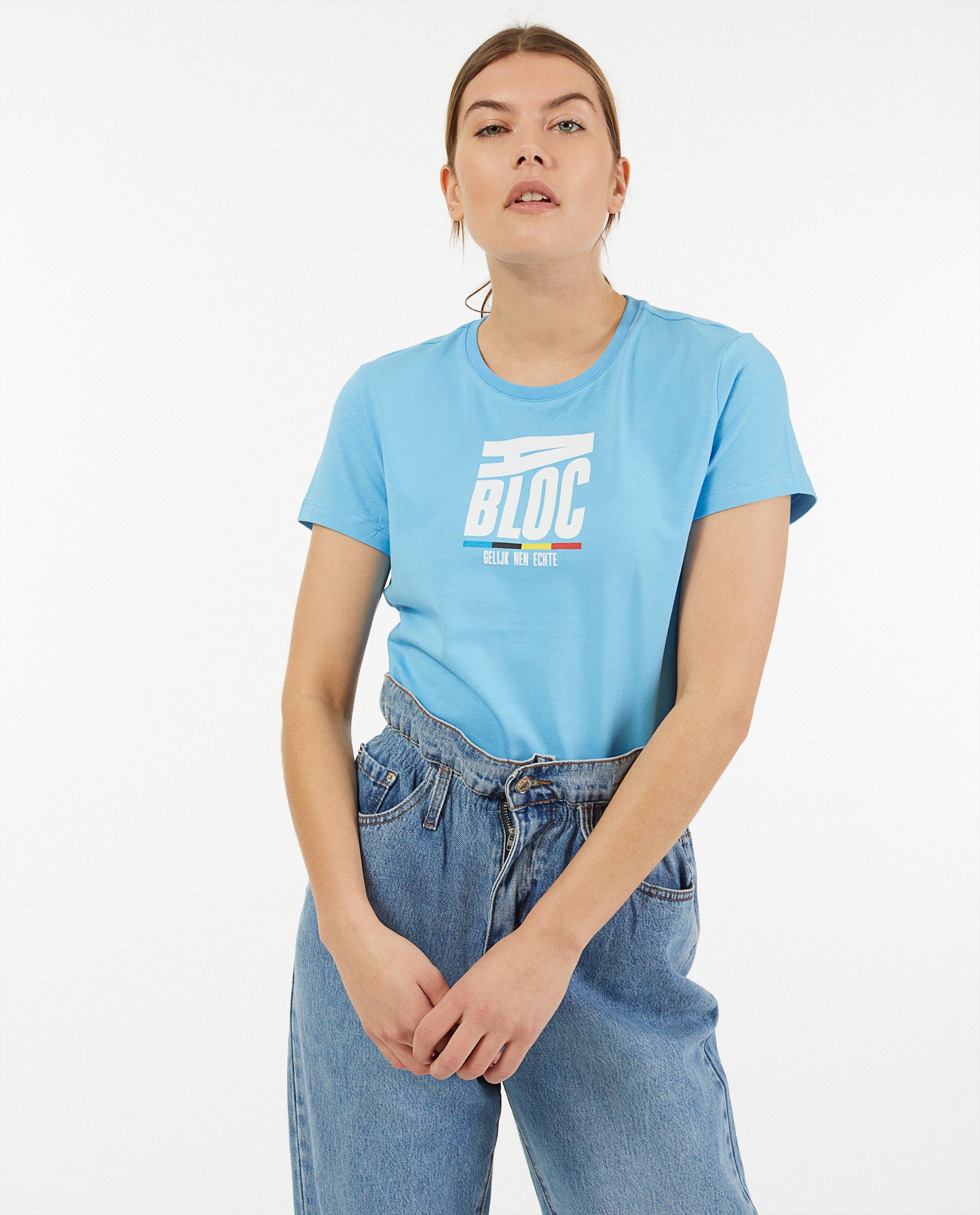 T-shirts - 
