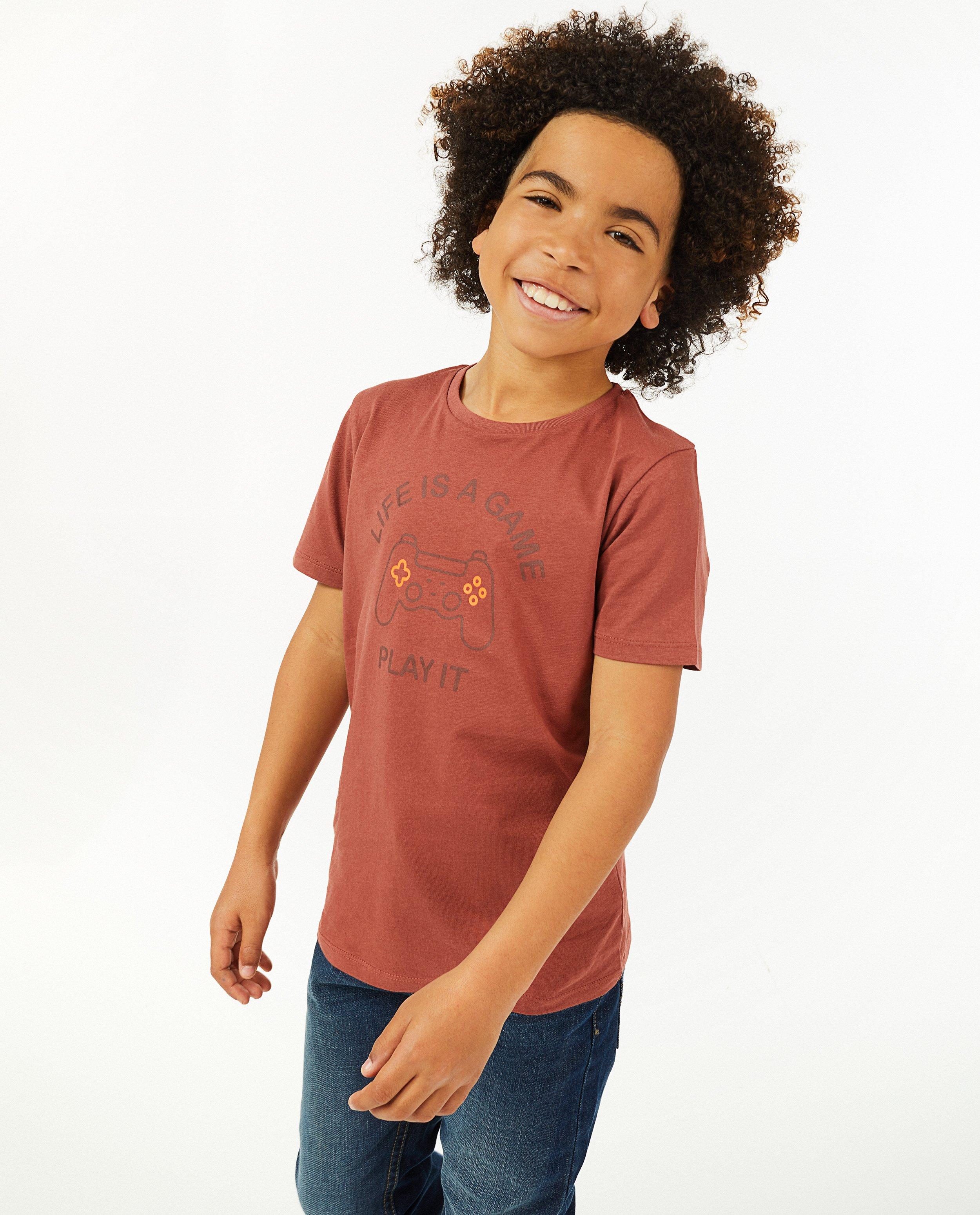 T-shirts - Roodbruin T-shirt met print BESTies