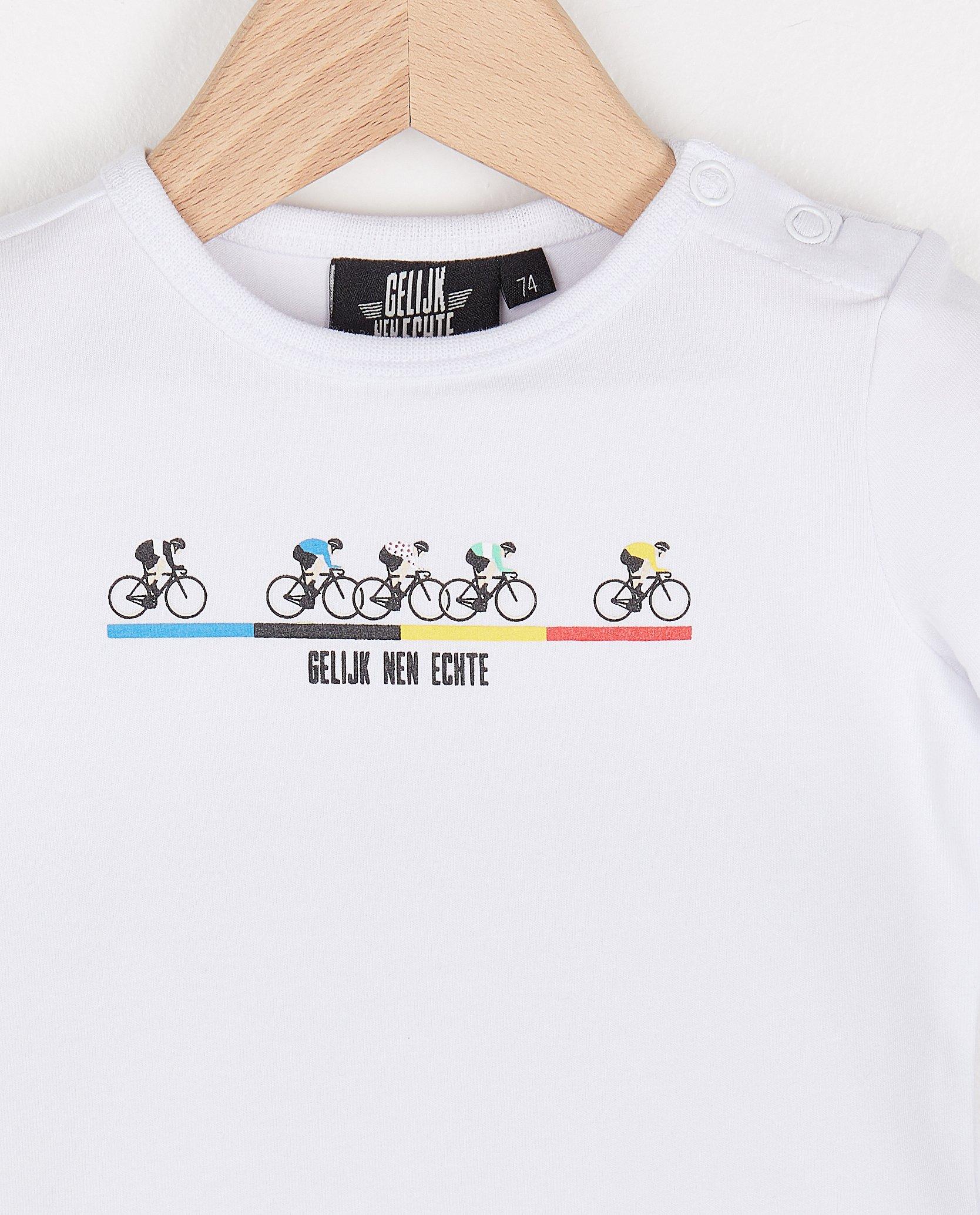 T-shirts - 