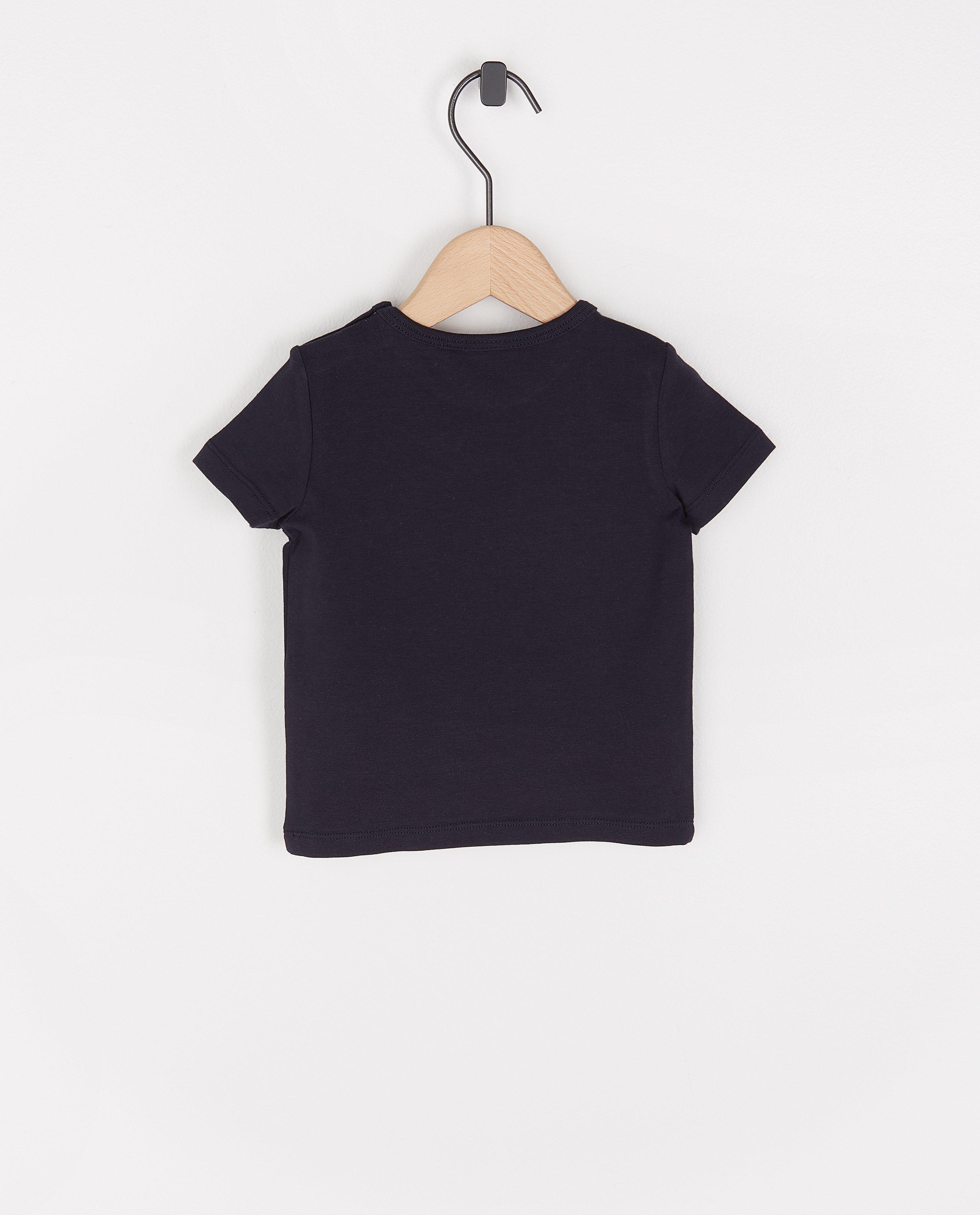 T-shirts - 