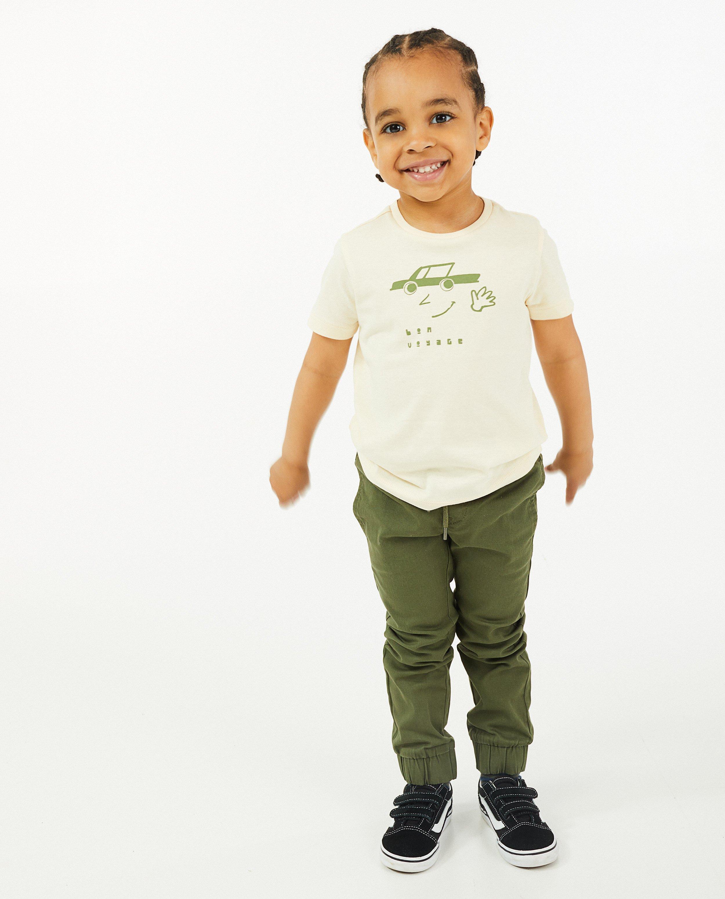 T-shirt écru à imprimé BESTies - avec du stretch - Besties