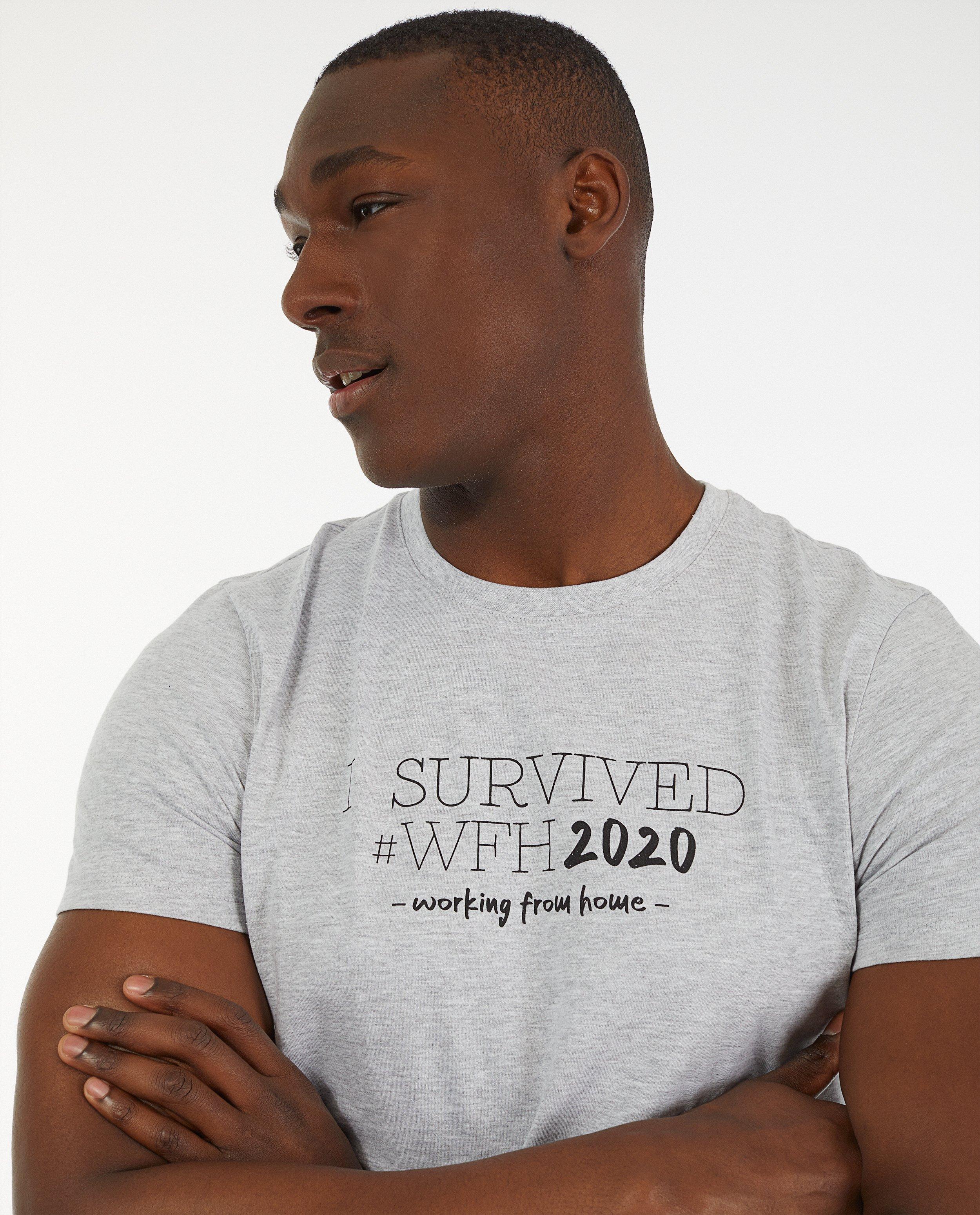 T-shirts - 