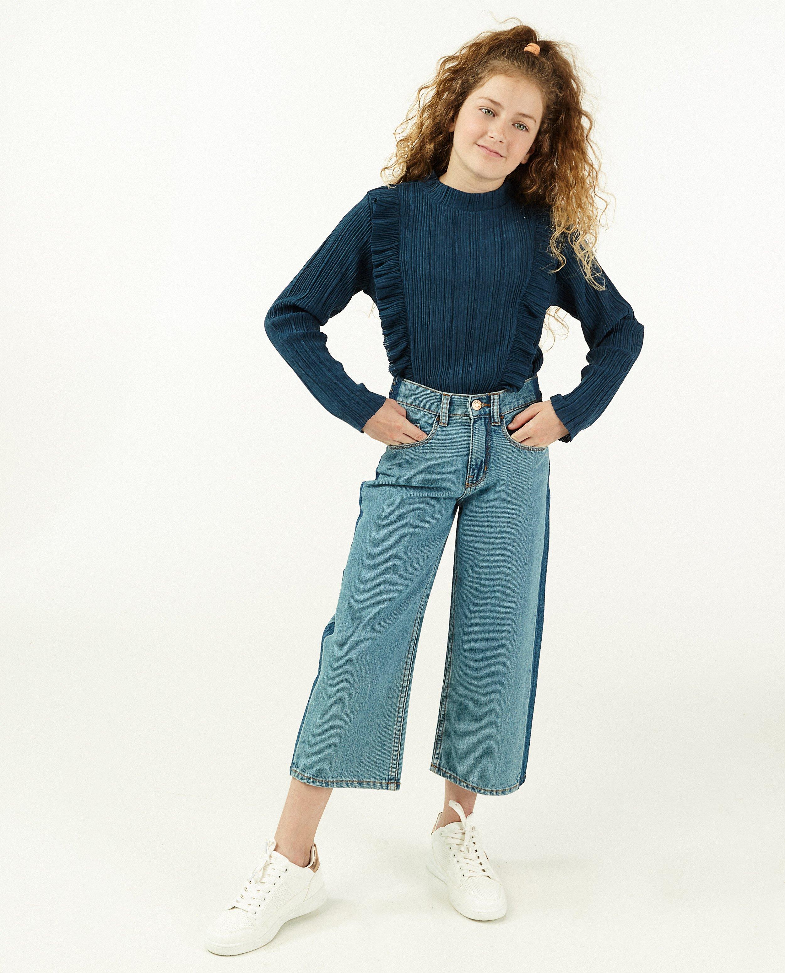 Donkerblauwe longsleeve met volants - van ribstof - Fish & Chips