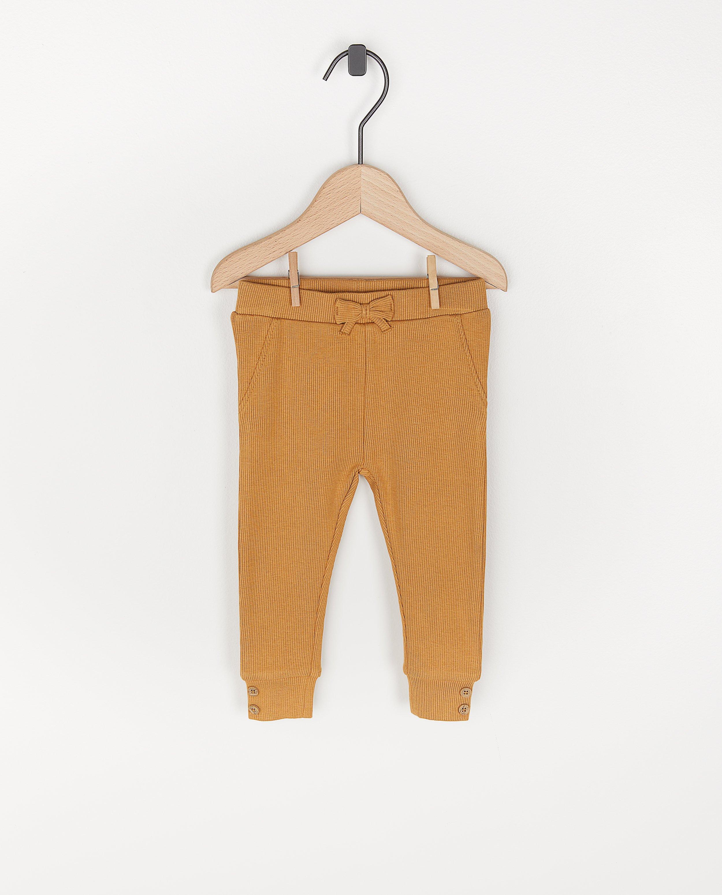 Pantalon camel avec un nœud - et côtes verticales - Cuddles and Smiles