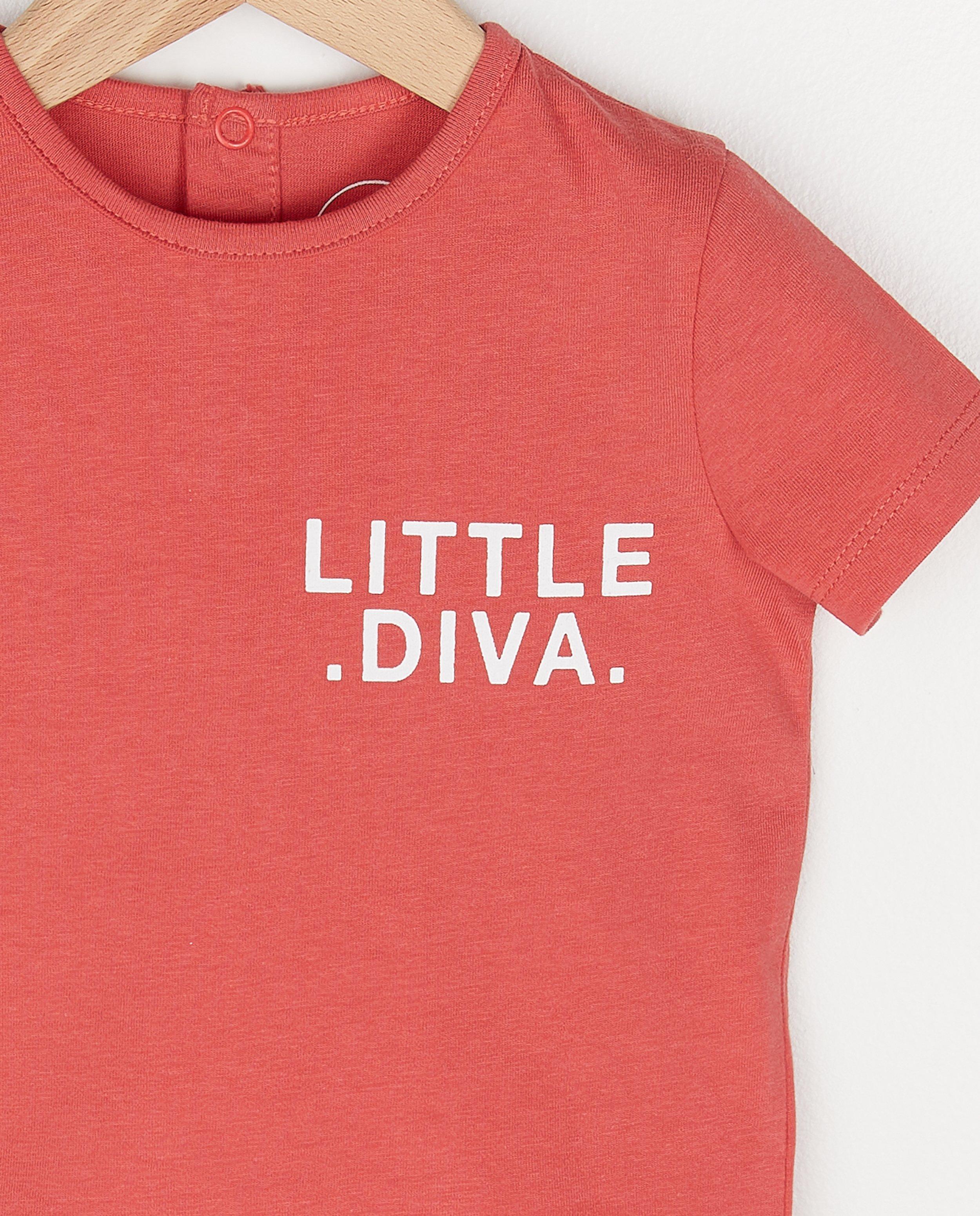 T-shirts - 
