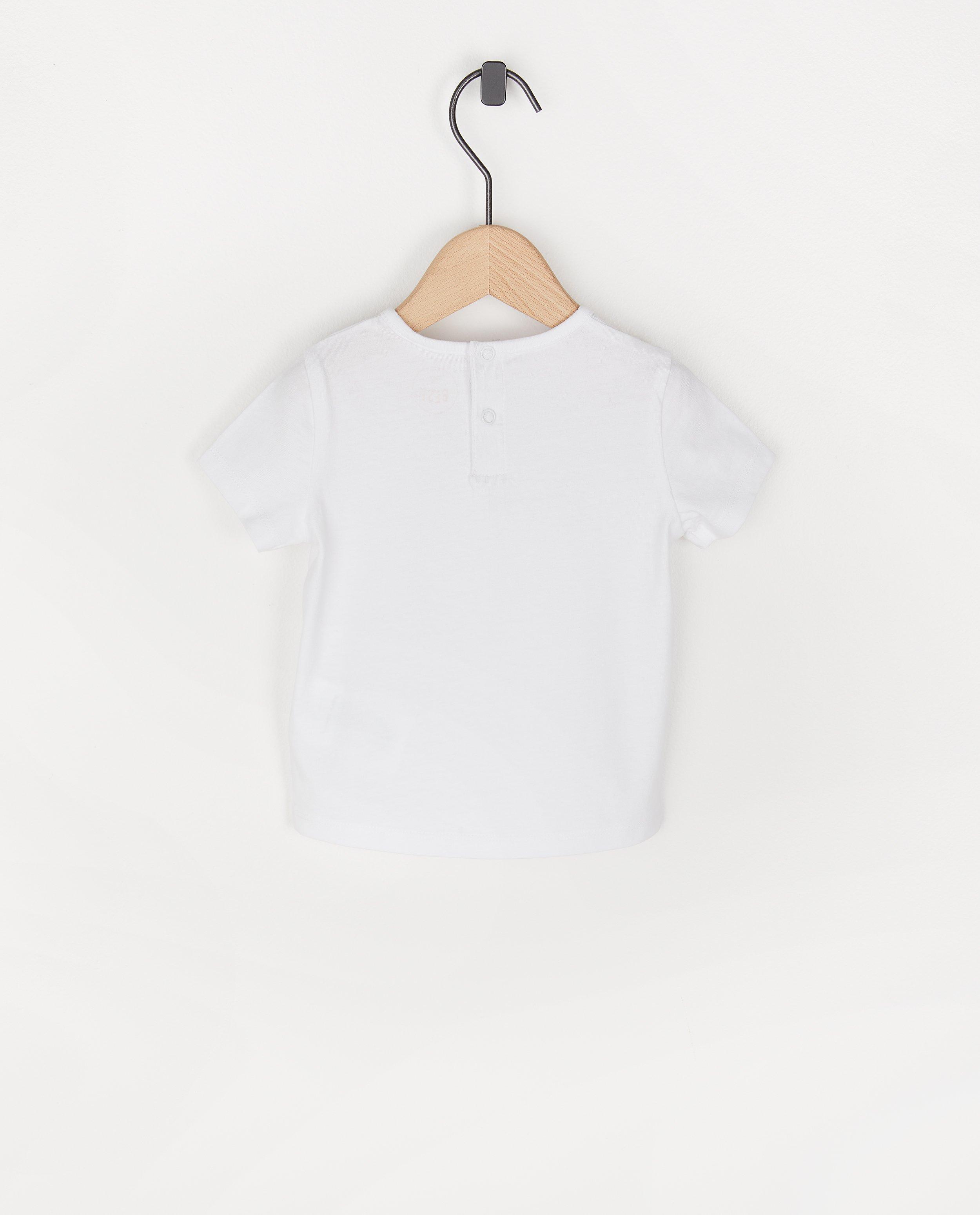 T-shirts - 
