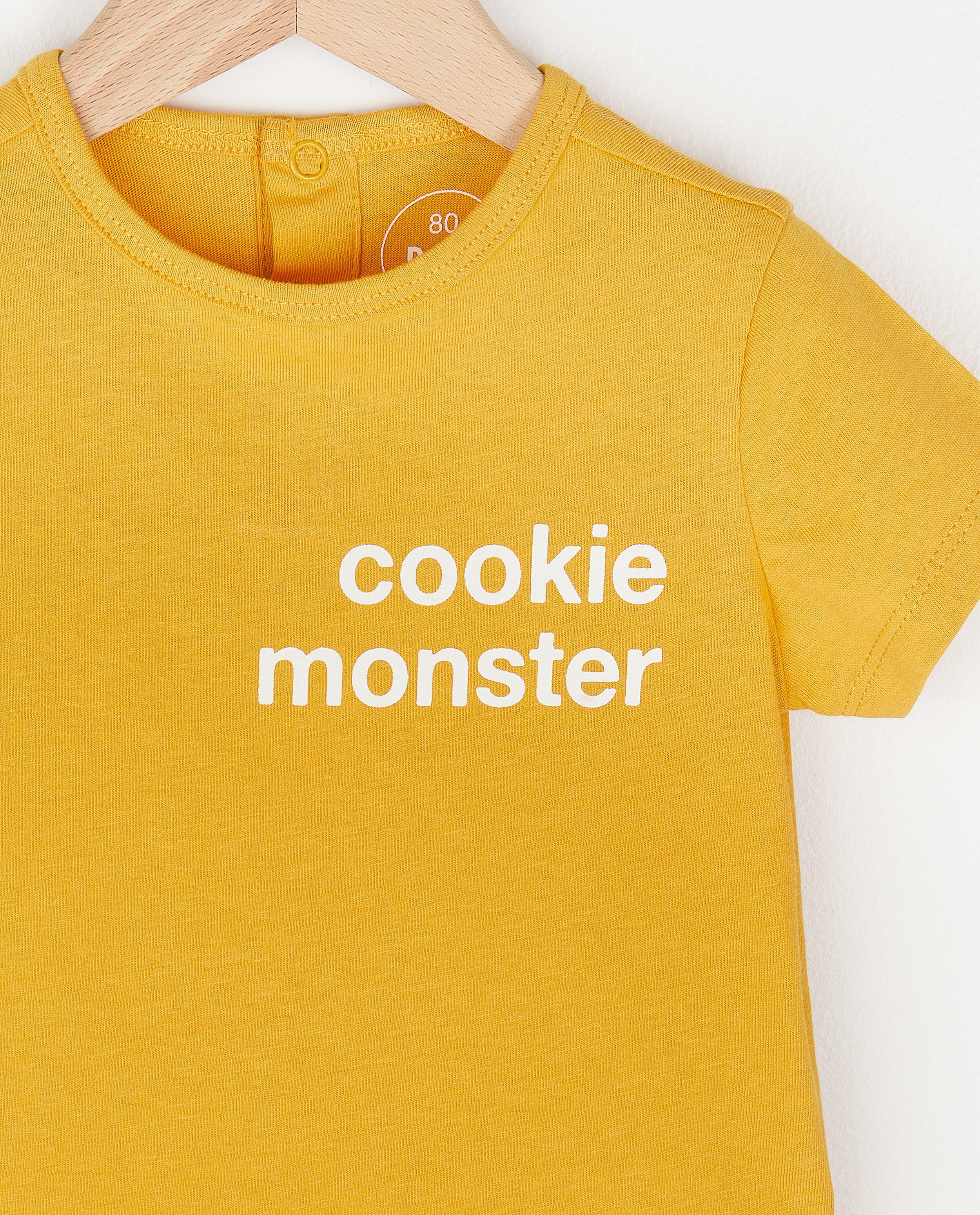 T-shirts - 