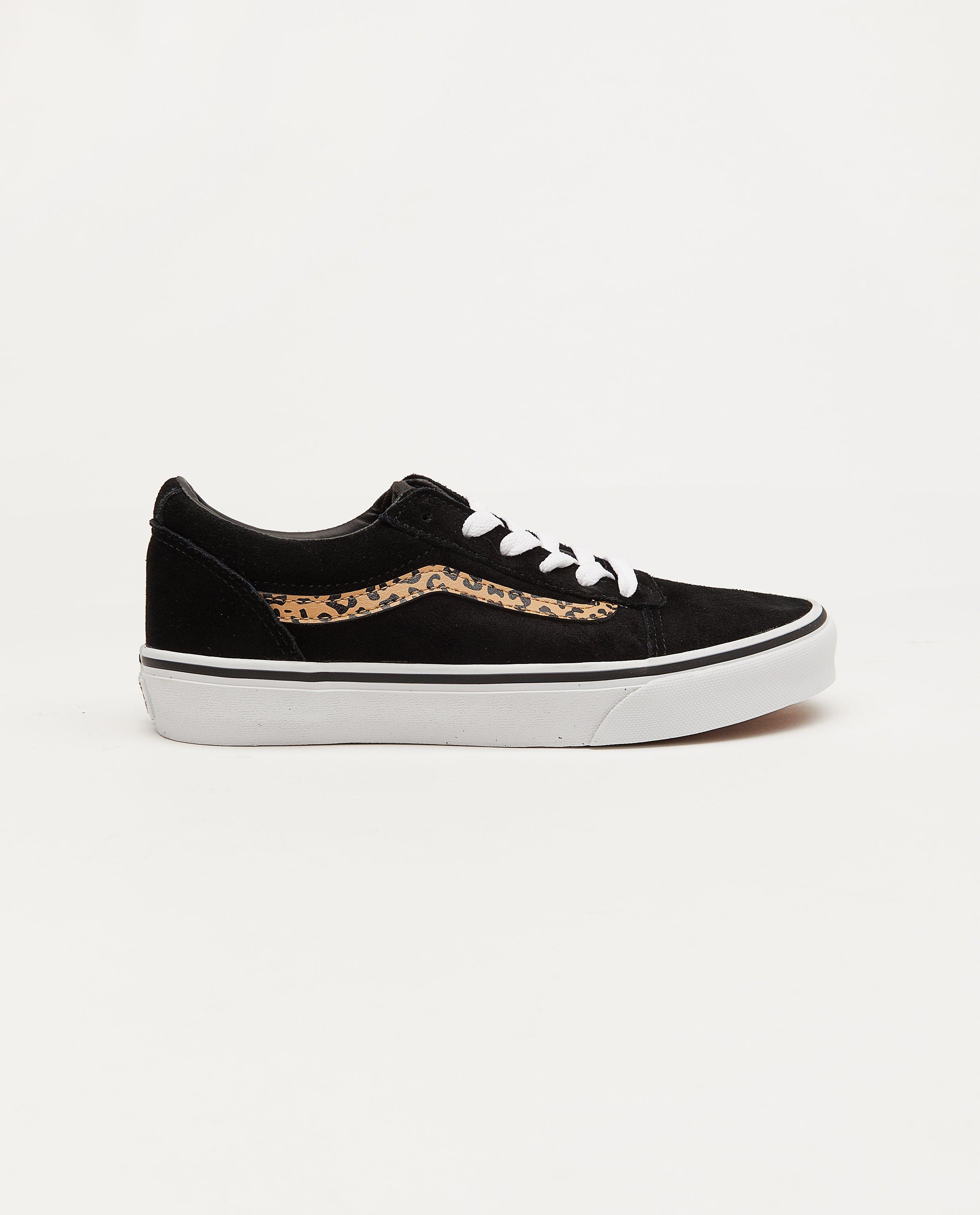 Vans met panterprint new arrivals