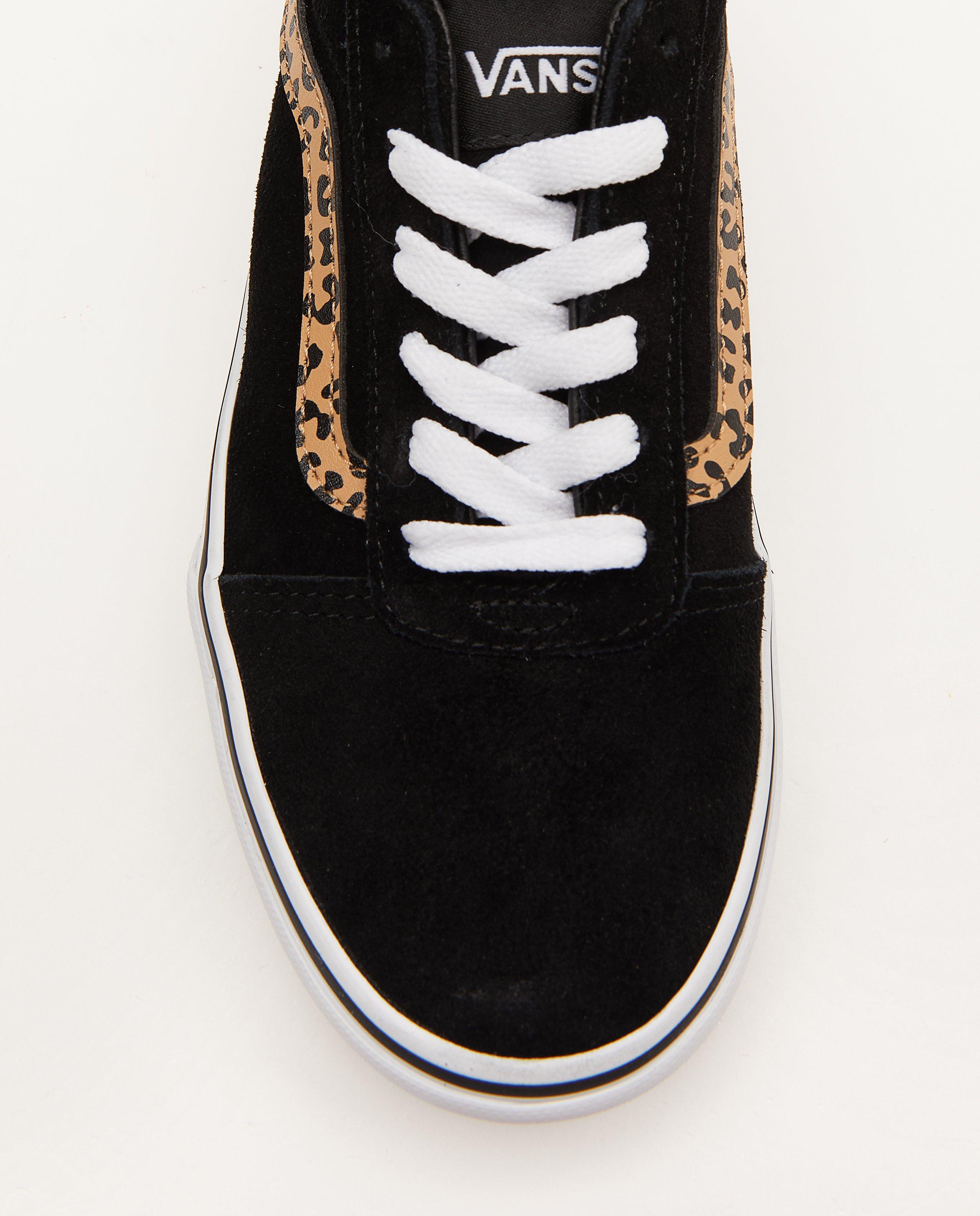 Schoenen - Vans Old Skool sneakers met tijgerprint