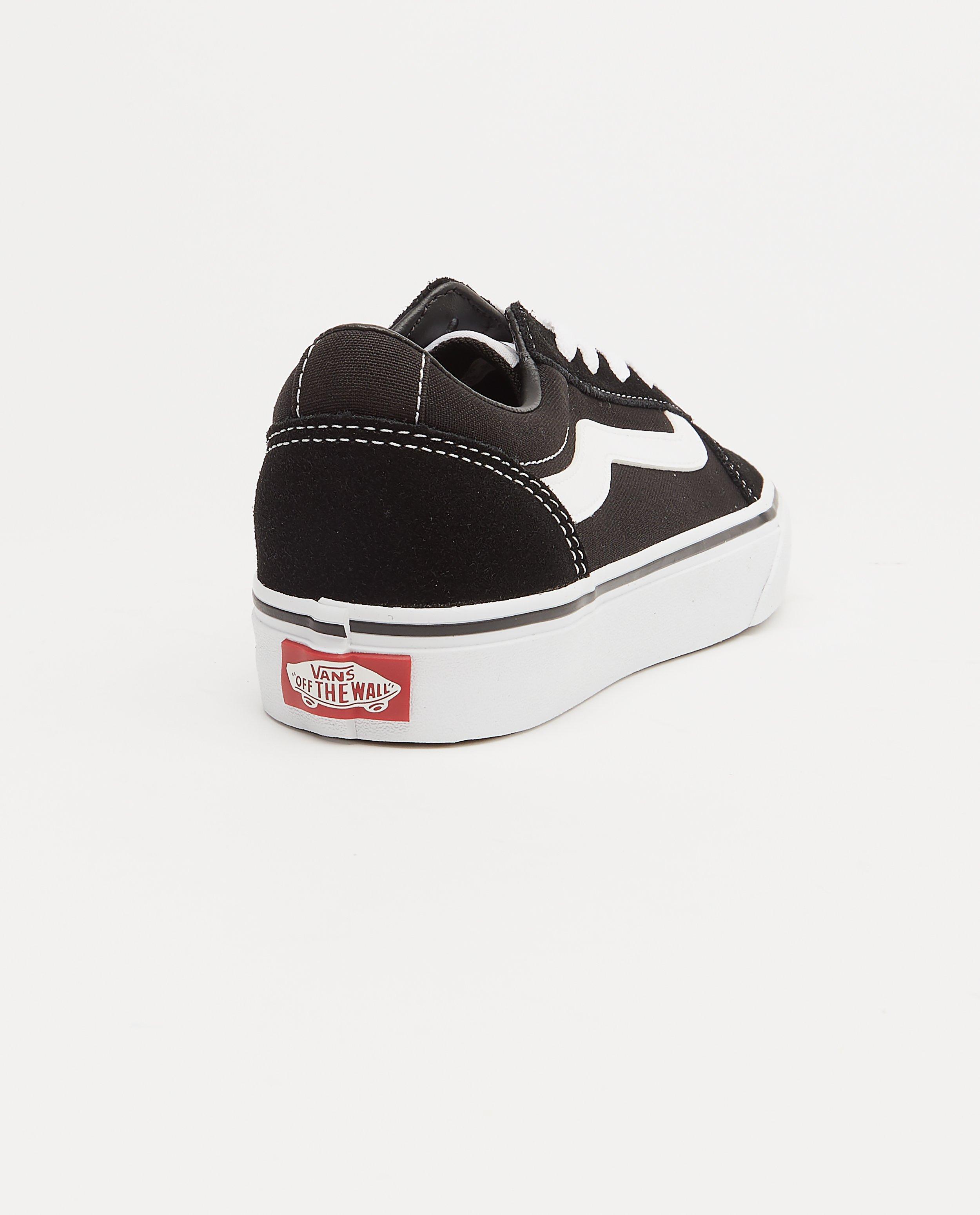 Baskets en su de Vans pointure 35 40 noires Vans JBC Belgique