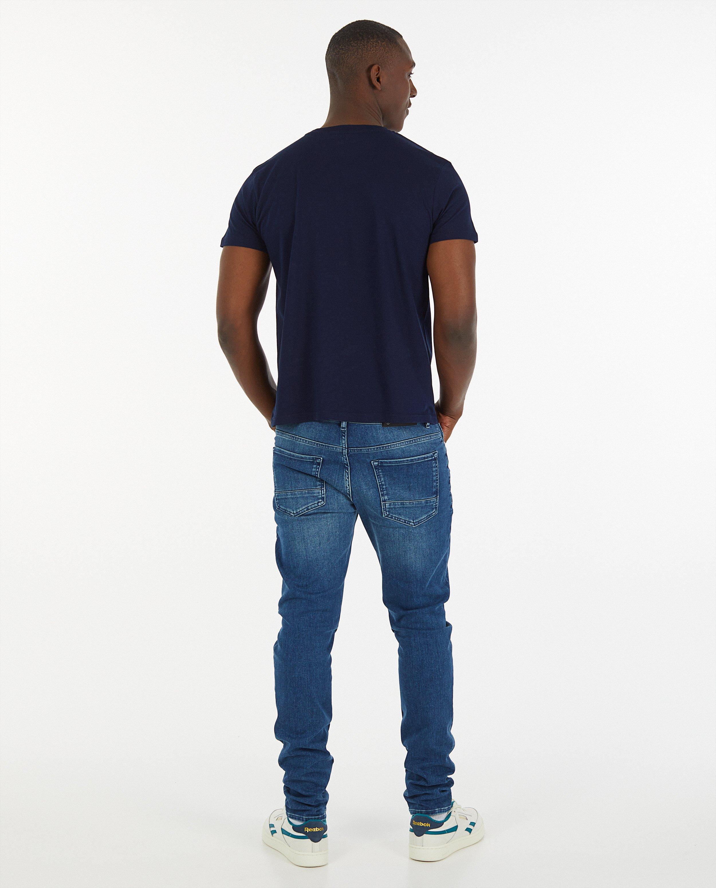 T-shirts - 