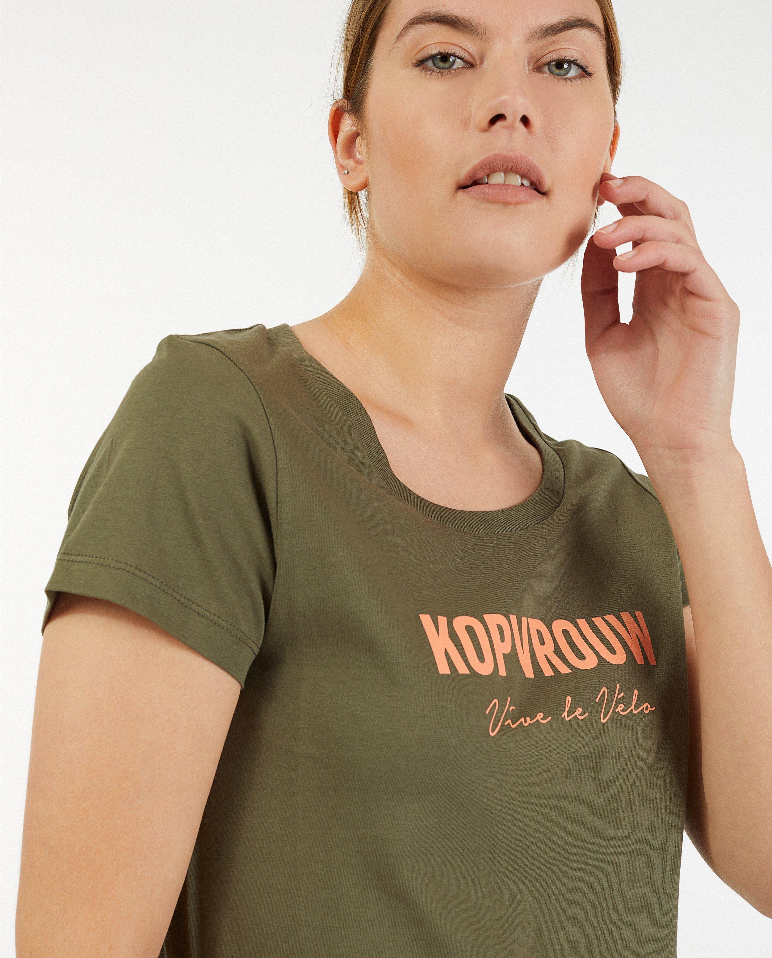 T-shirts - 