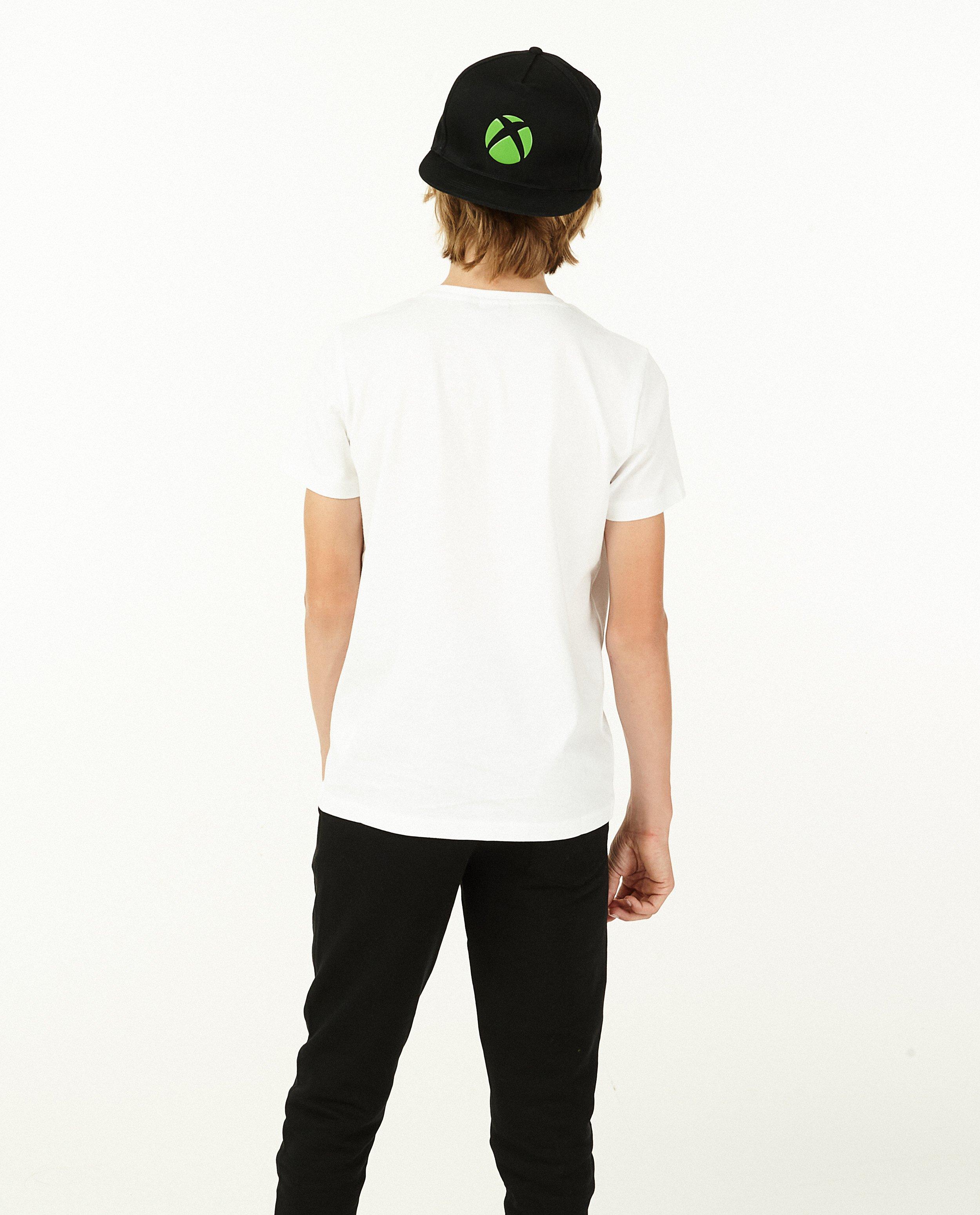 T-shirts - 