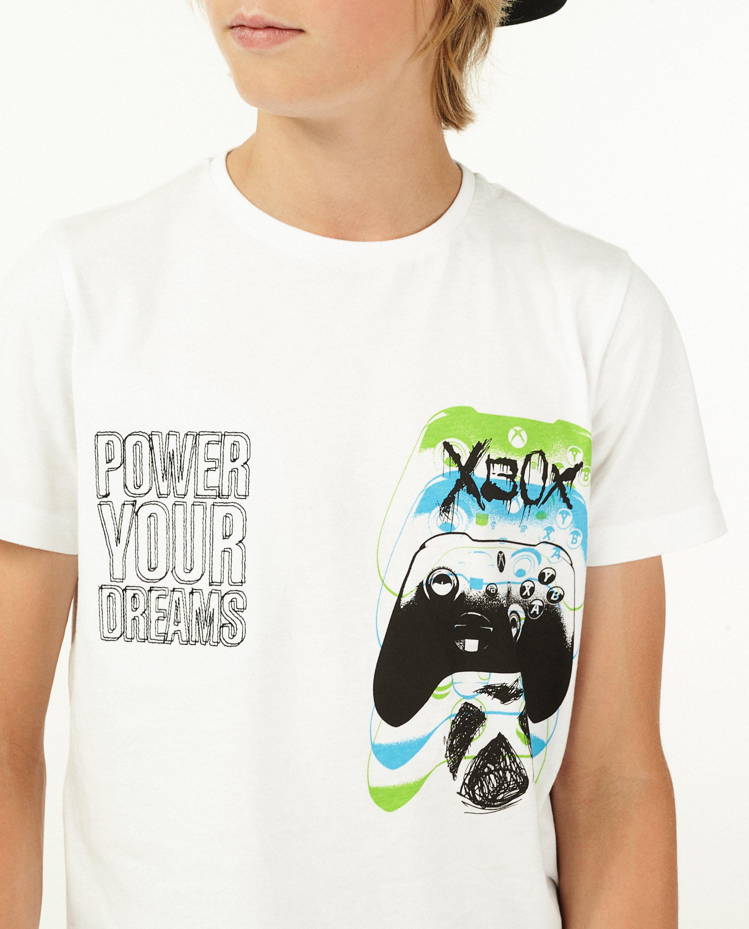 T-shirts - 