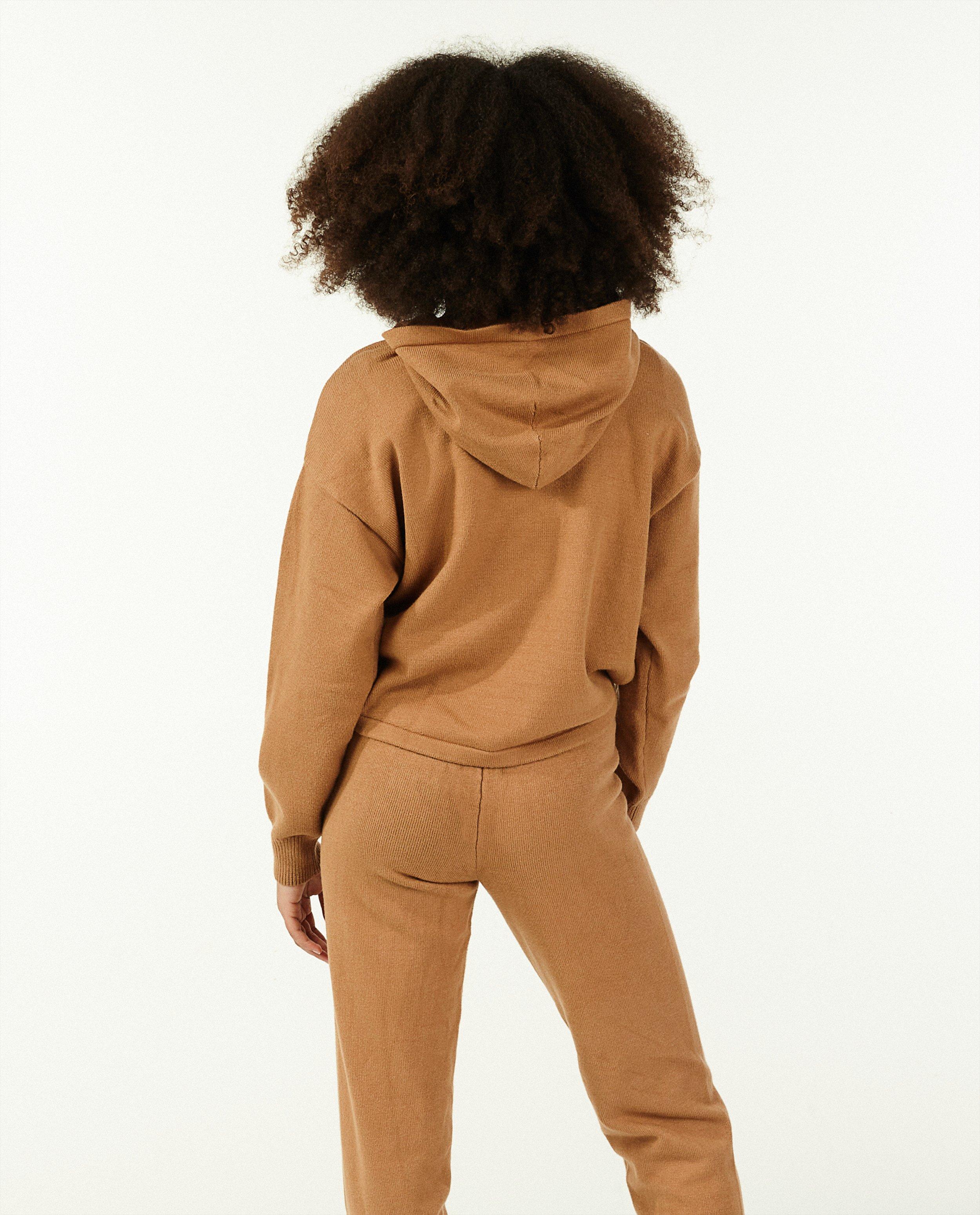 Truien - Bruine hoodie van fijne brei