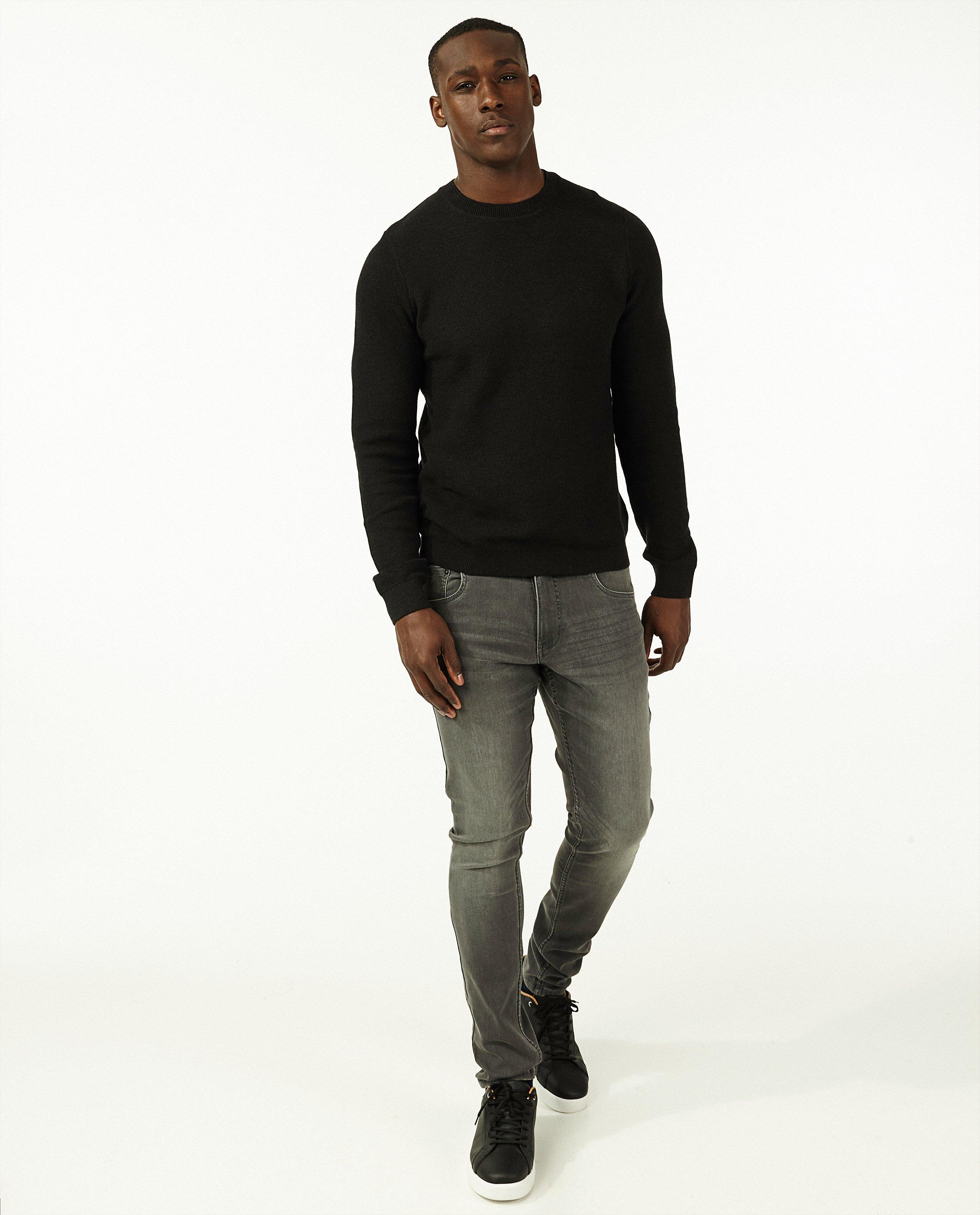Pull noir à motif tricoté - avec du stretch - Iveo