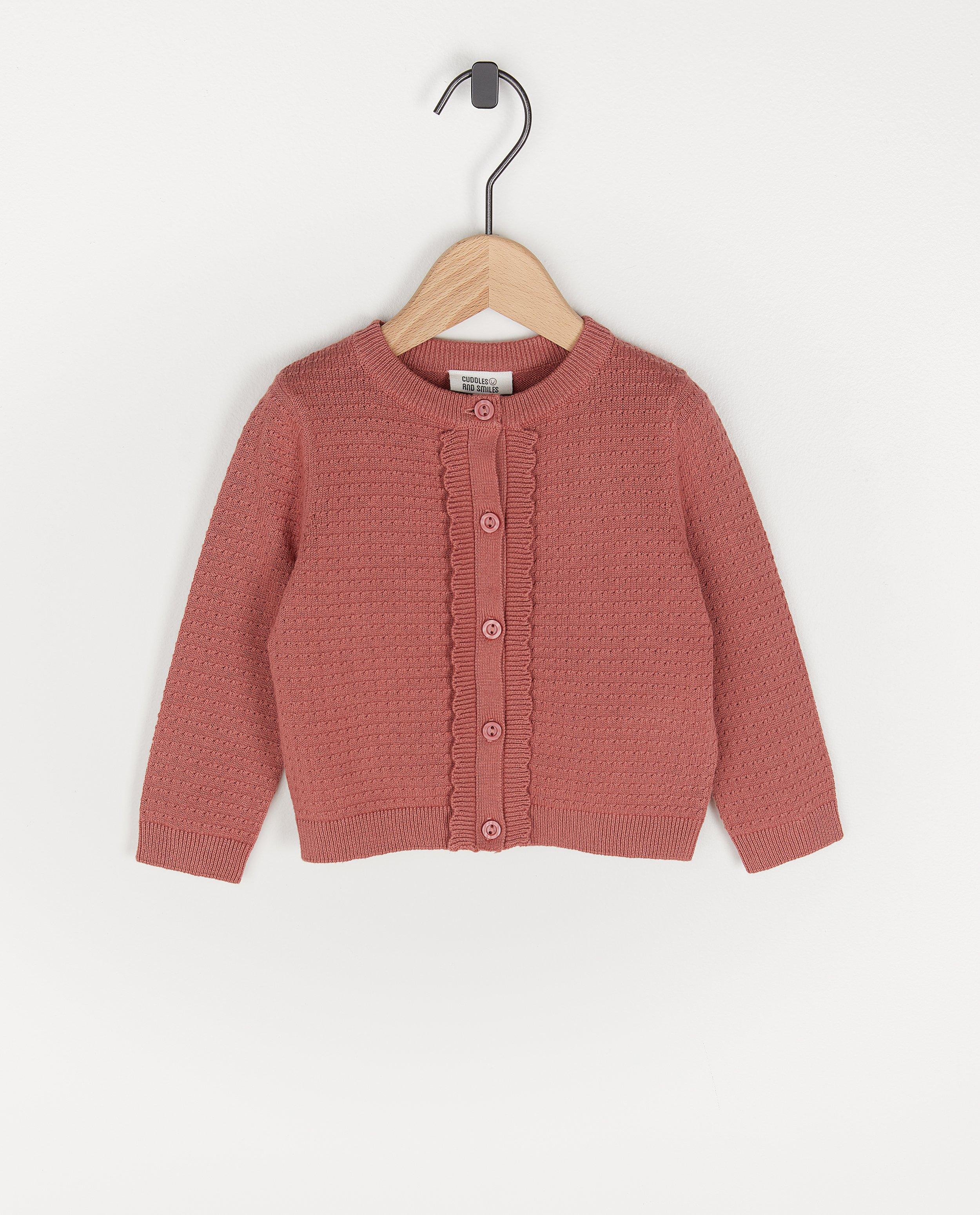 Donkerroze cardigan van biokatoen - met reliëfpatroon - Cuddles and Smiles