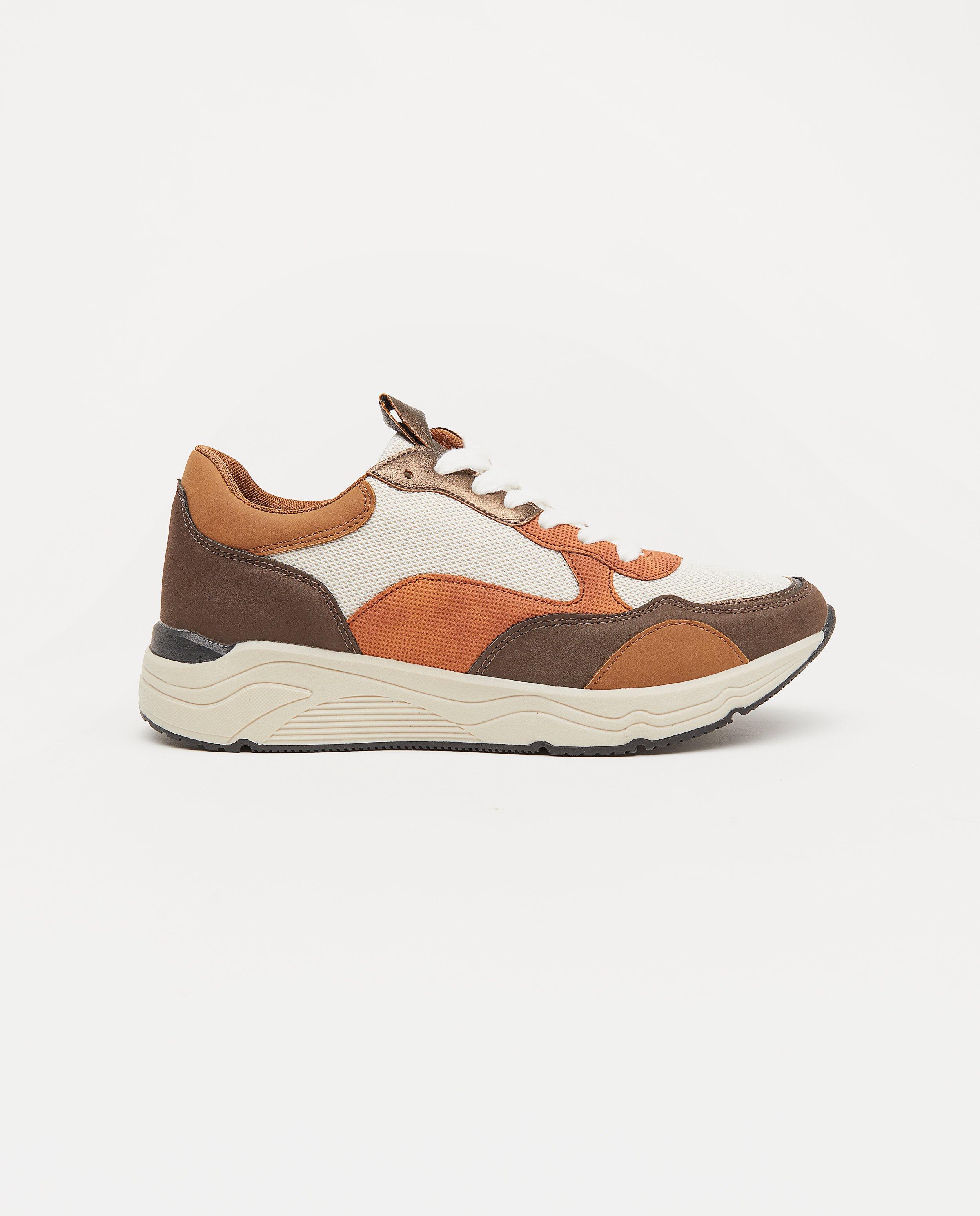 Witte sneakers, maat 36-41 - null - Sora