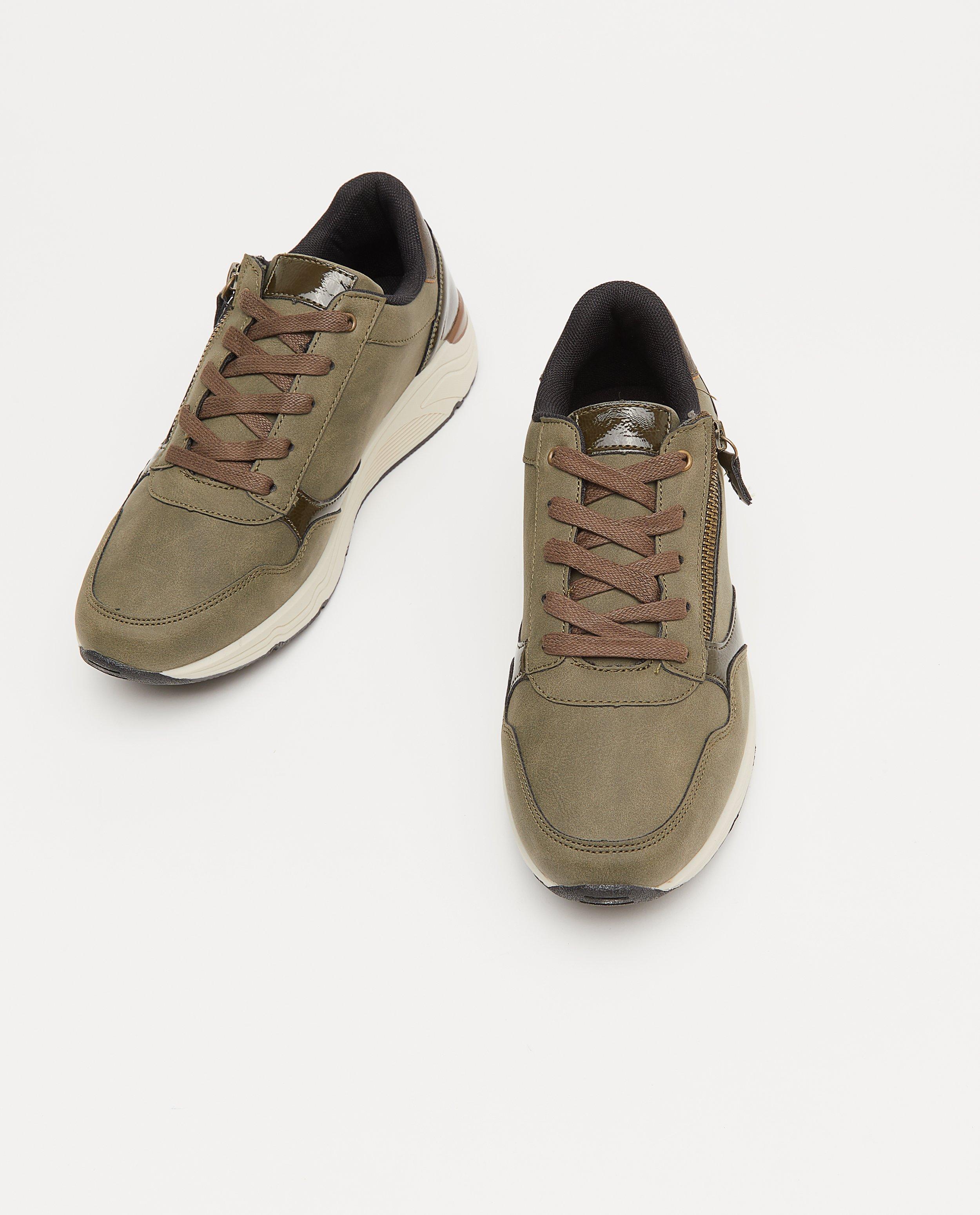 Schoenen - Groene sneakers, maat 36-41